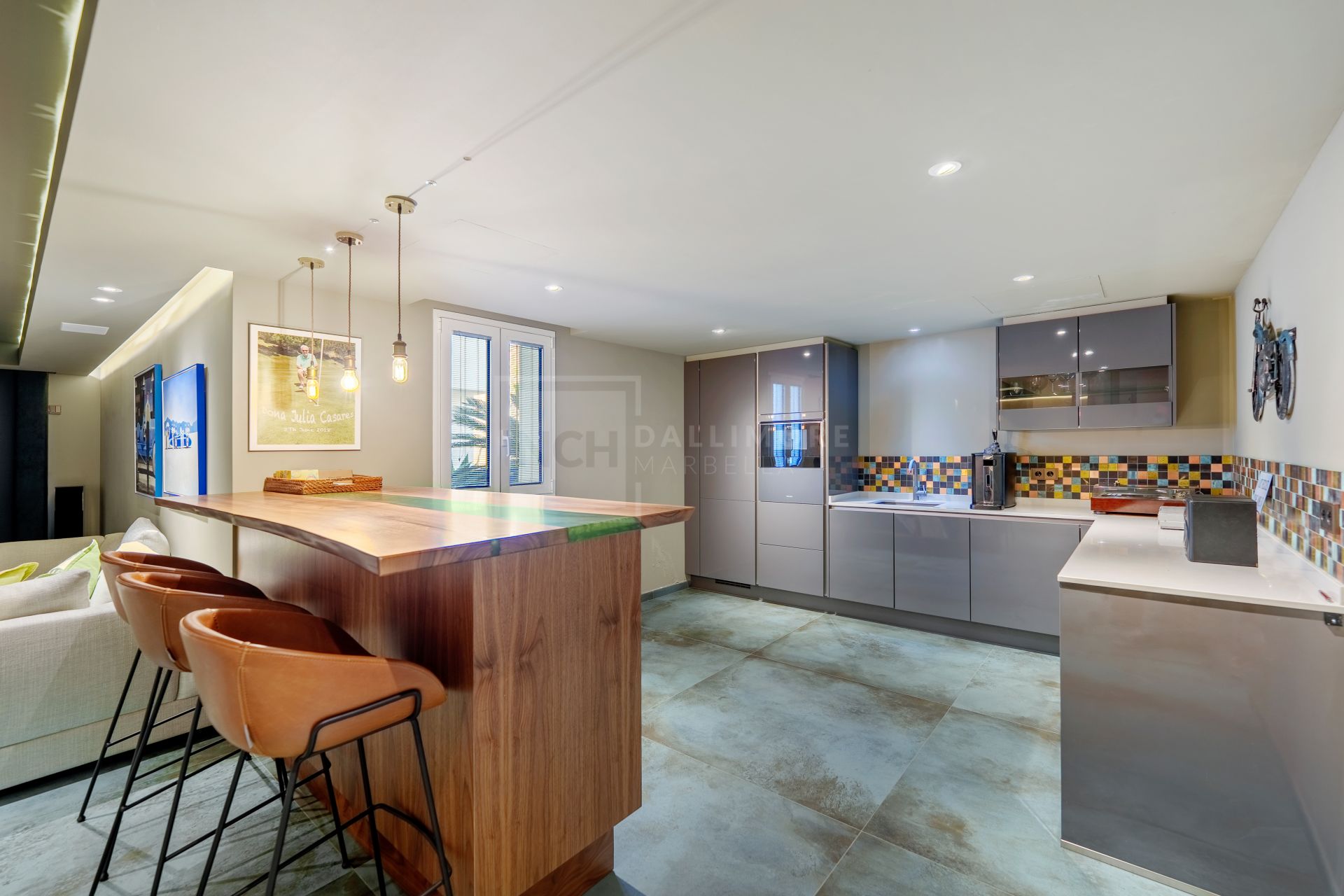 Residencia excepcional de 9 dormitorios con casa de invitados y vistas impresionantes