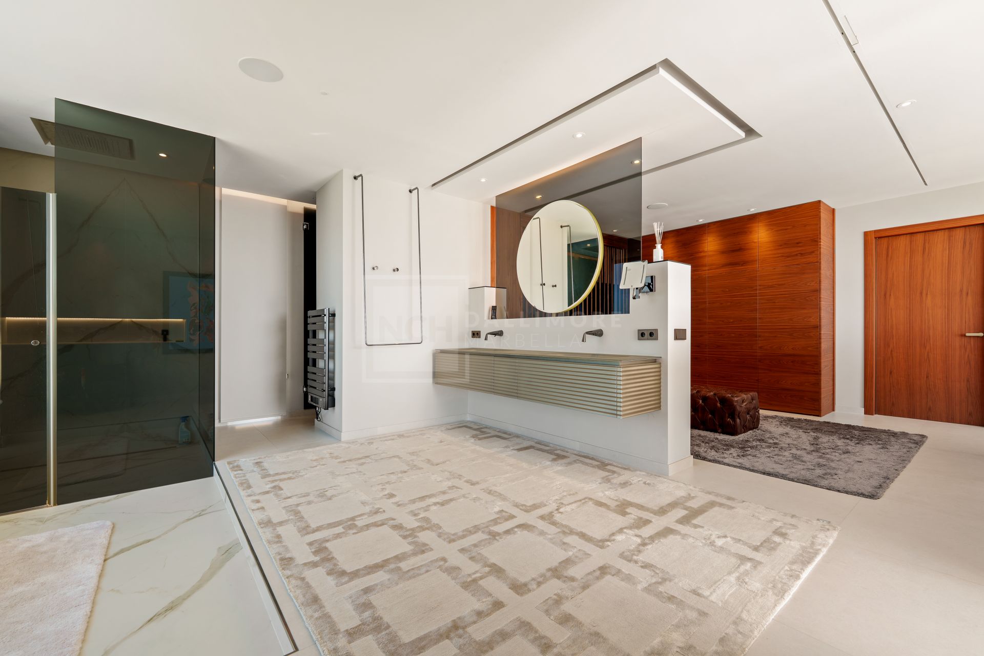Residencia excepcional de 9 dormitorios con casa de invitados y vistas impresionantes