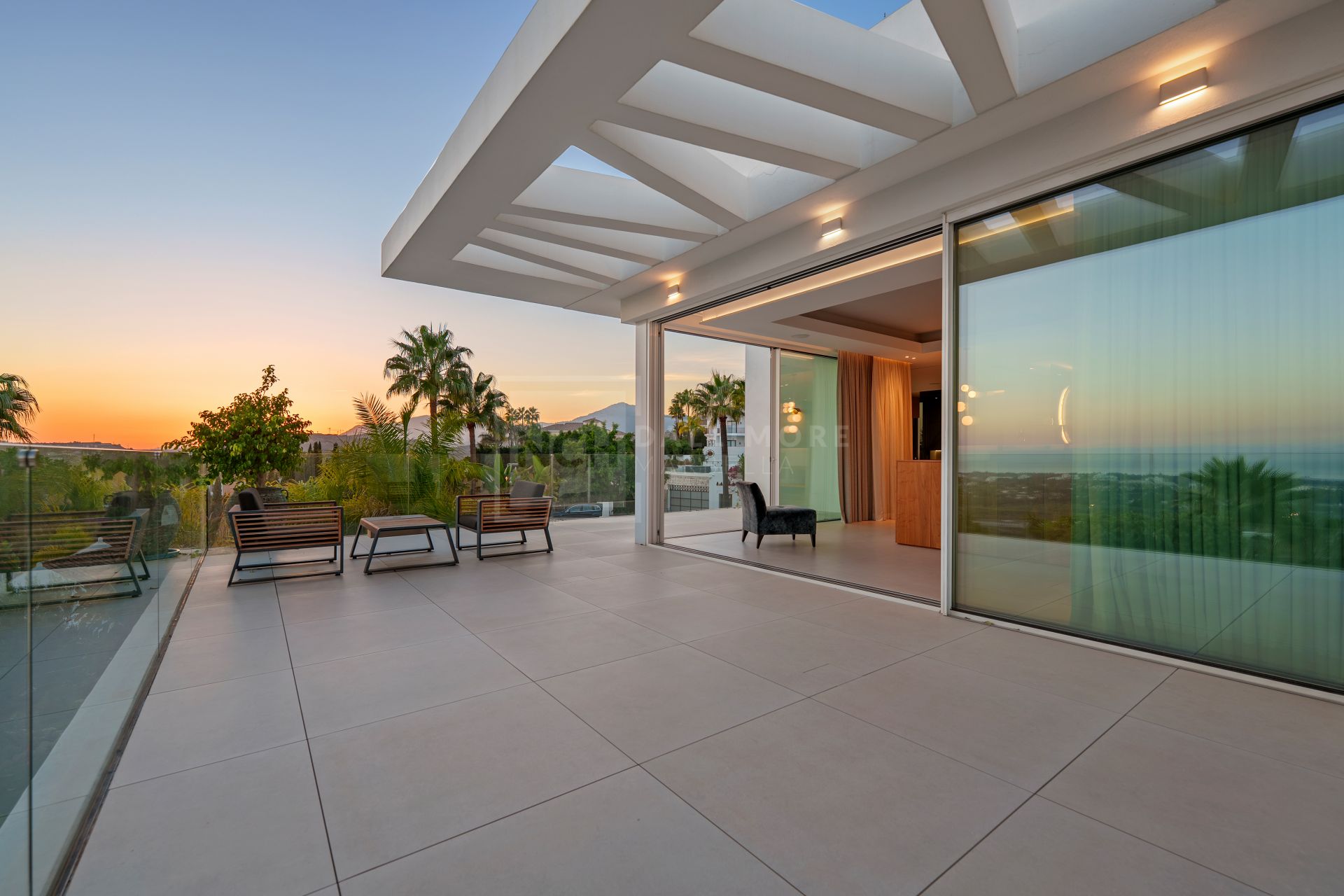 Residencia excepcional de 9 dormitorios con casa de invitados y vistas impresionantes
