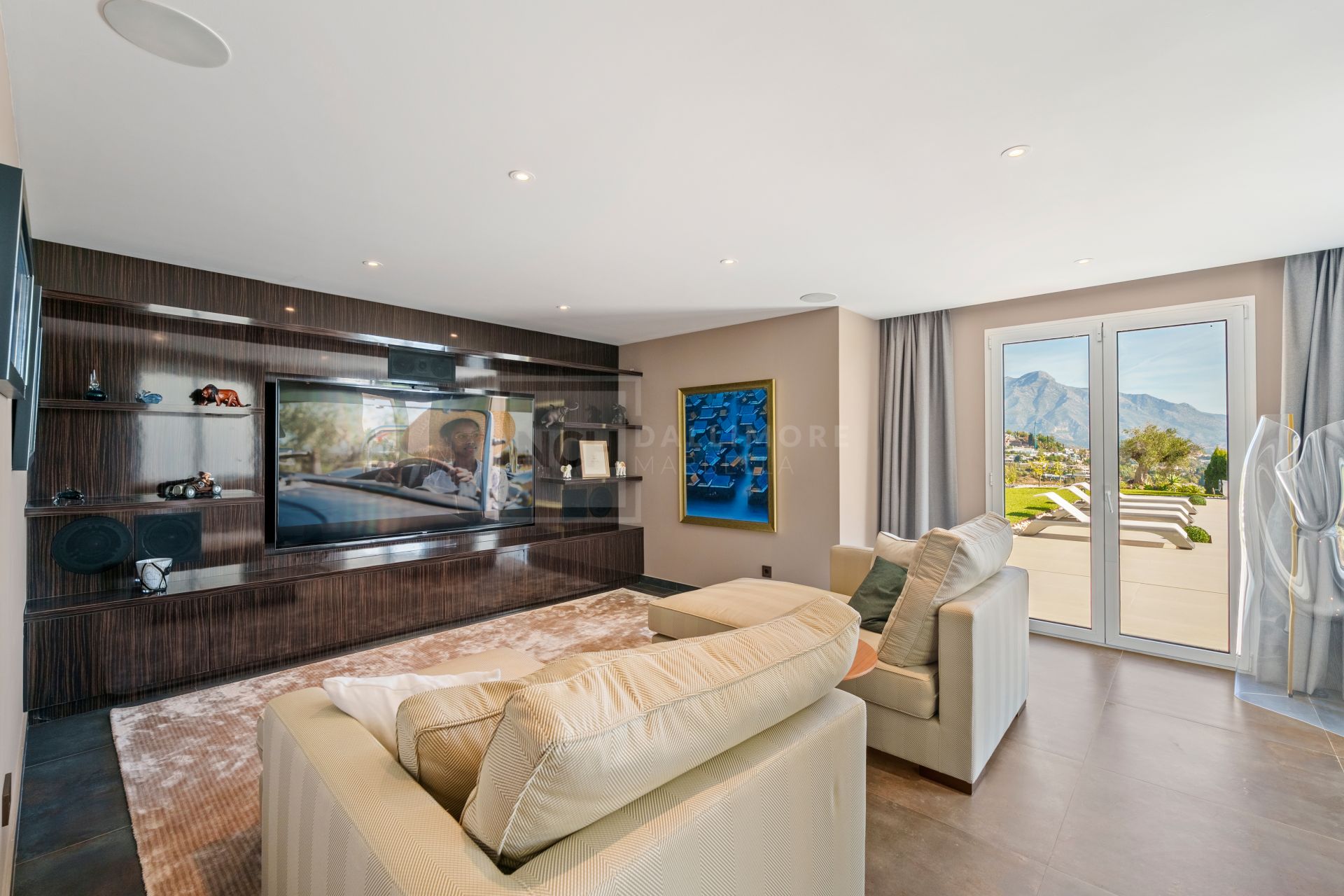 Residencia excepcional de 9 dormitorios con casa de invitados y vistas impresionantes