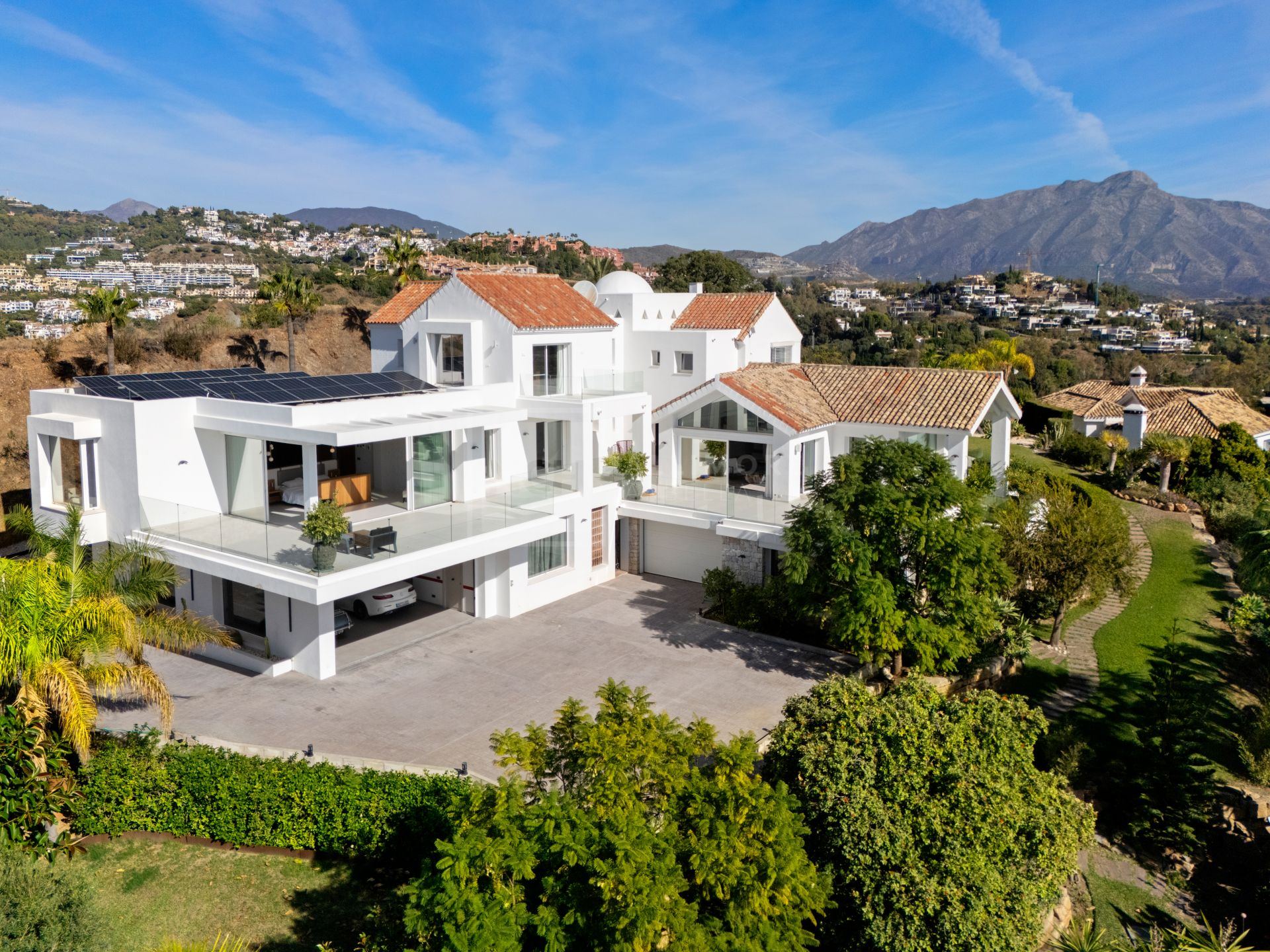 Residencia excepcional de 9 dormitorios con casa de invitados y vistas impresionantes