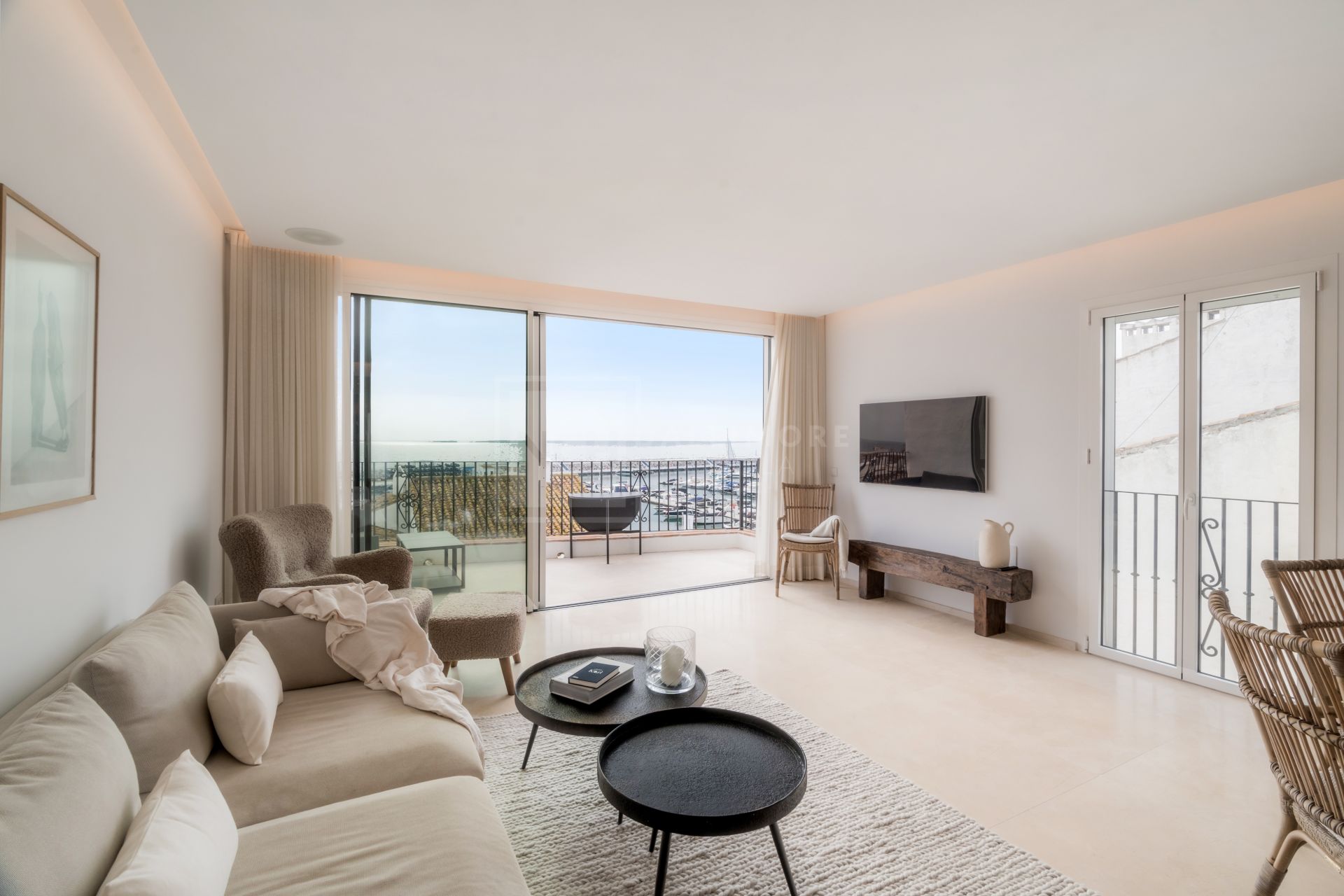 2-Bedroom Sea View Penthouse in Puerto Banus