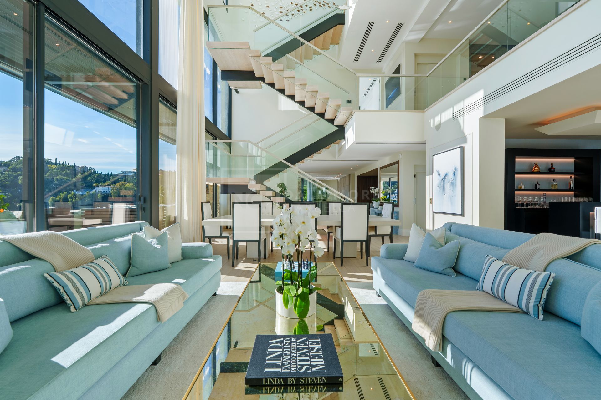 Striking Architectural Villa With Infinity Pool And Panoramic Views