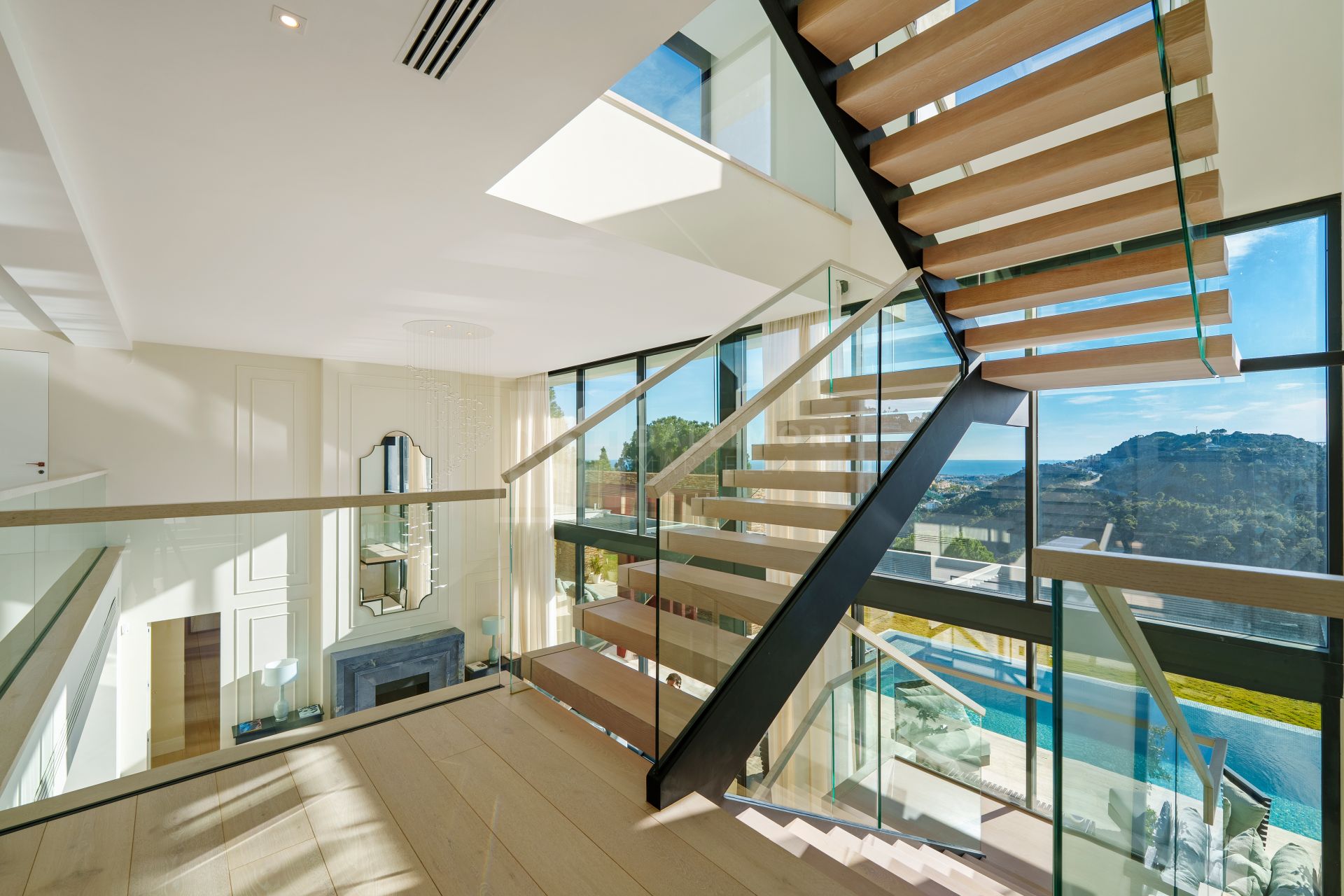 Striking Architectural Villa With Infinity Pool And Panoramic Views