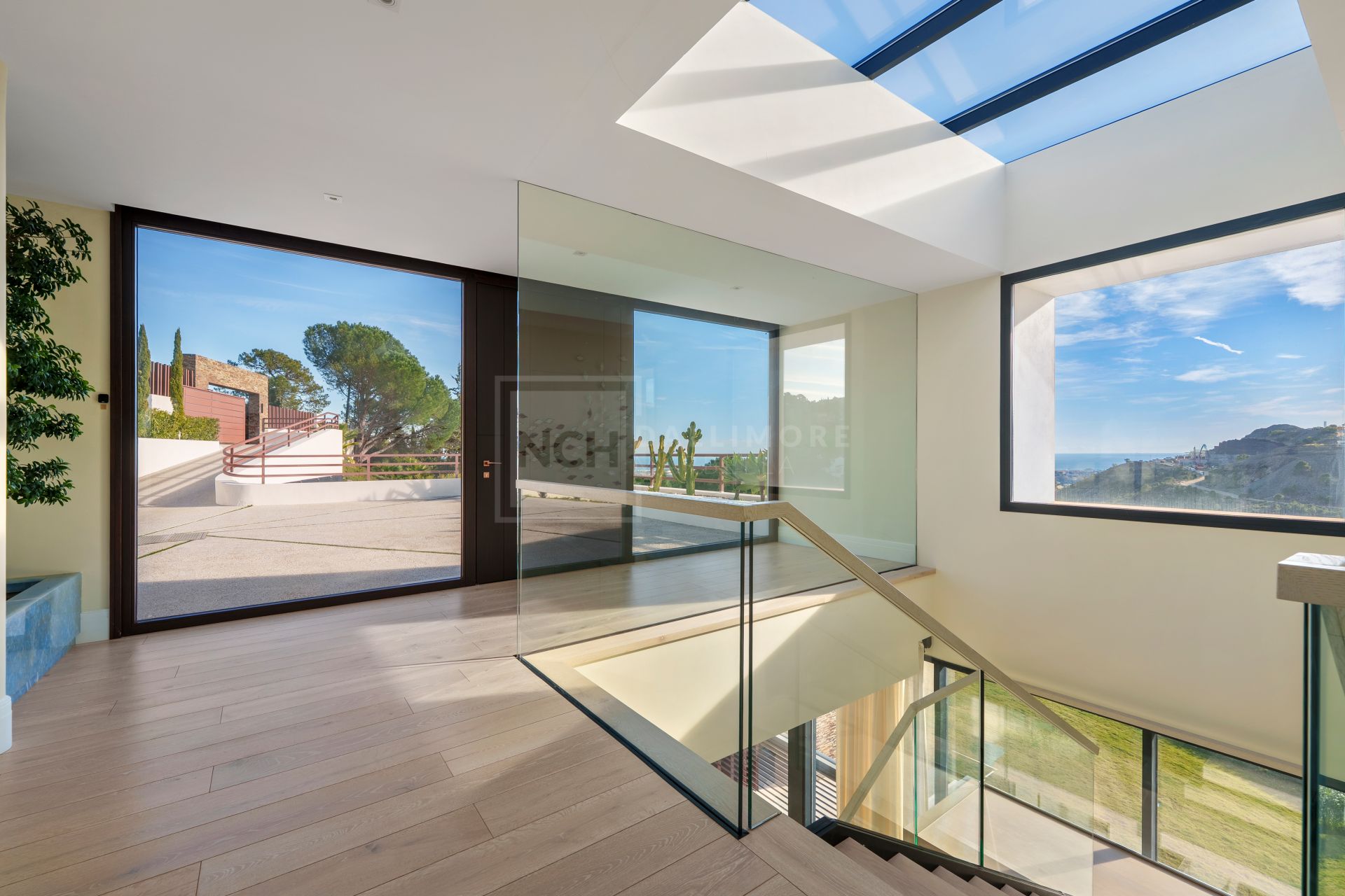 Striking Architectural Villa With Infinity Pool And Panoramic Views