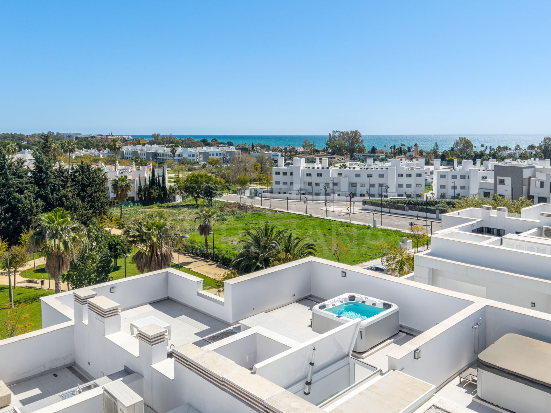 Semi Detached House in Los Miradores del Sol, Estepona