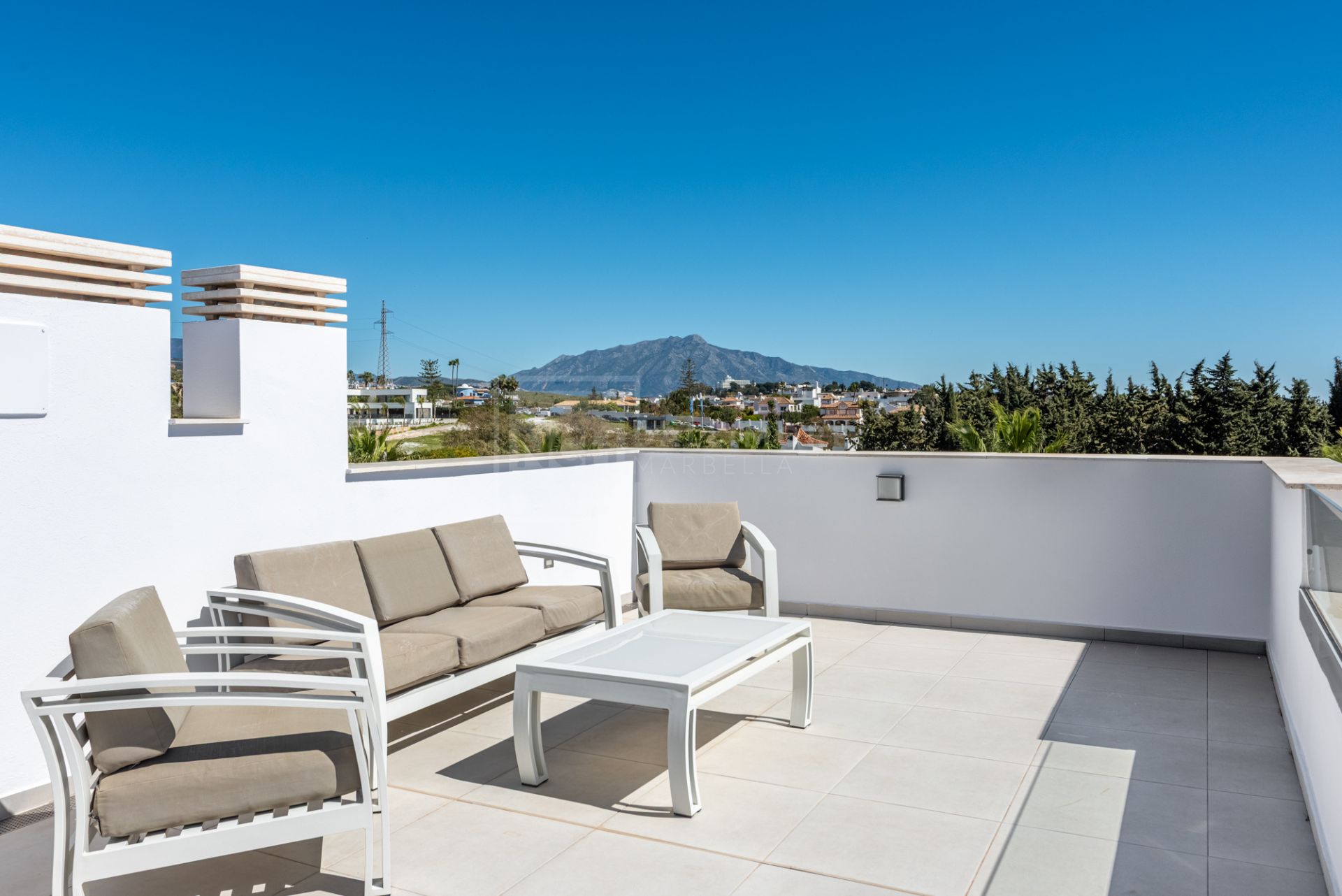 Casa de 4 dormitorios ubicada en la Nueva Milla de Oro