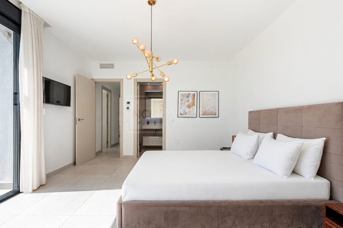Casa de 4 dormitorios ubicada en la Nueva Milla de Oro