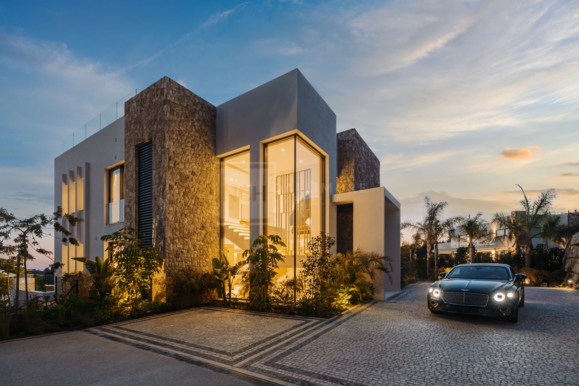 Modern Architectural Masterpiece With Infinity Pool And Rooftop Entertaining Space