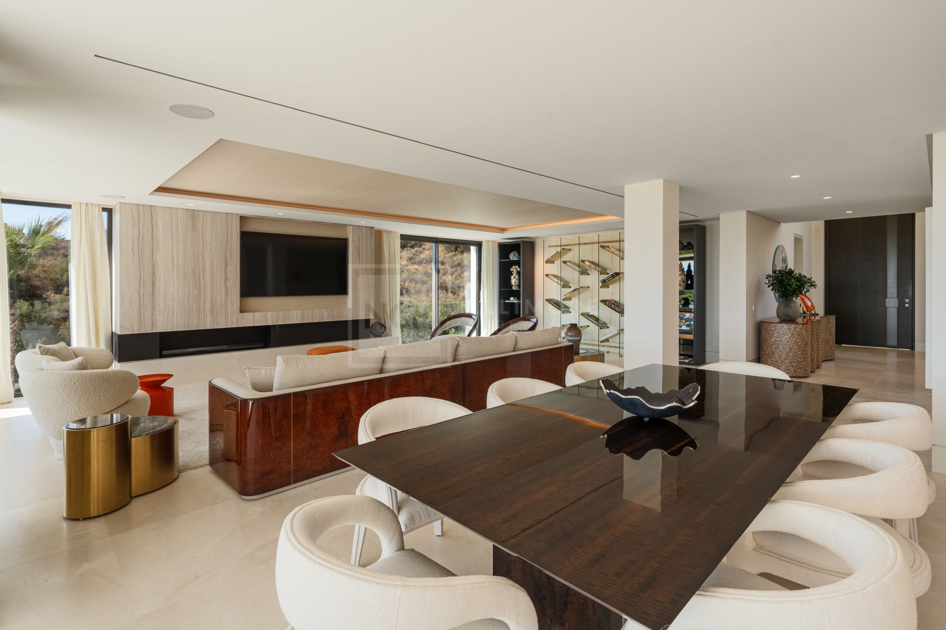 Stunning 5 Bedroom Designer Villa With Indoor Spa And Outdoor Living