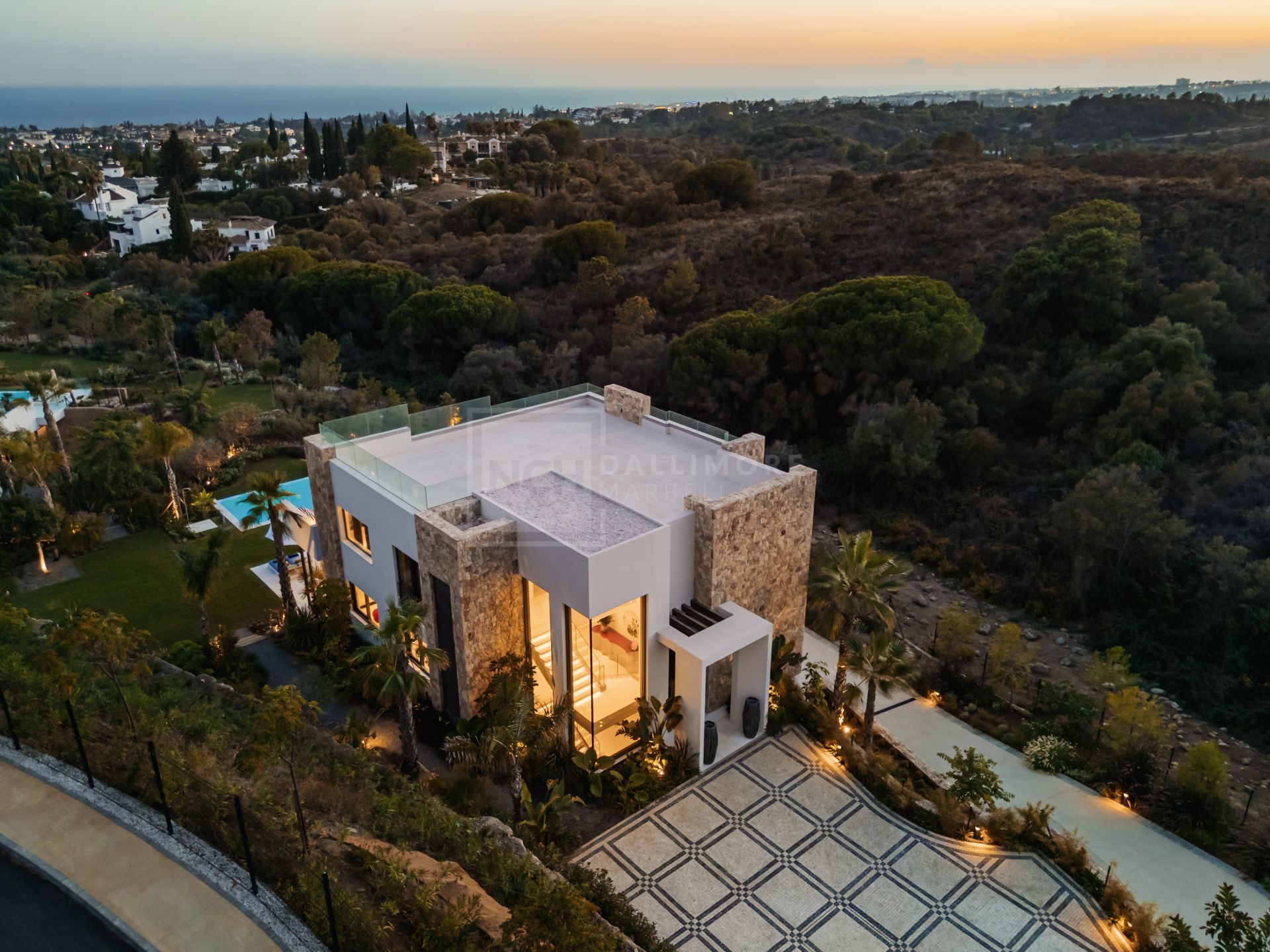 Stunning 5 Bedroom Designer Villa With Indoor Spa And Outdoor Living