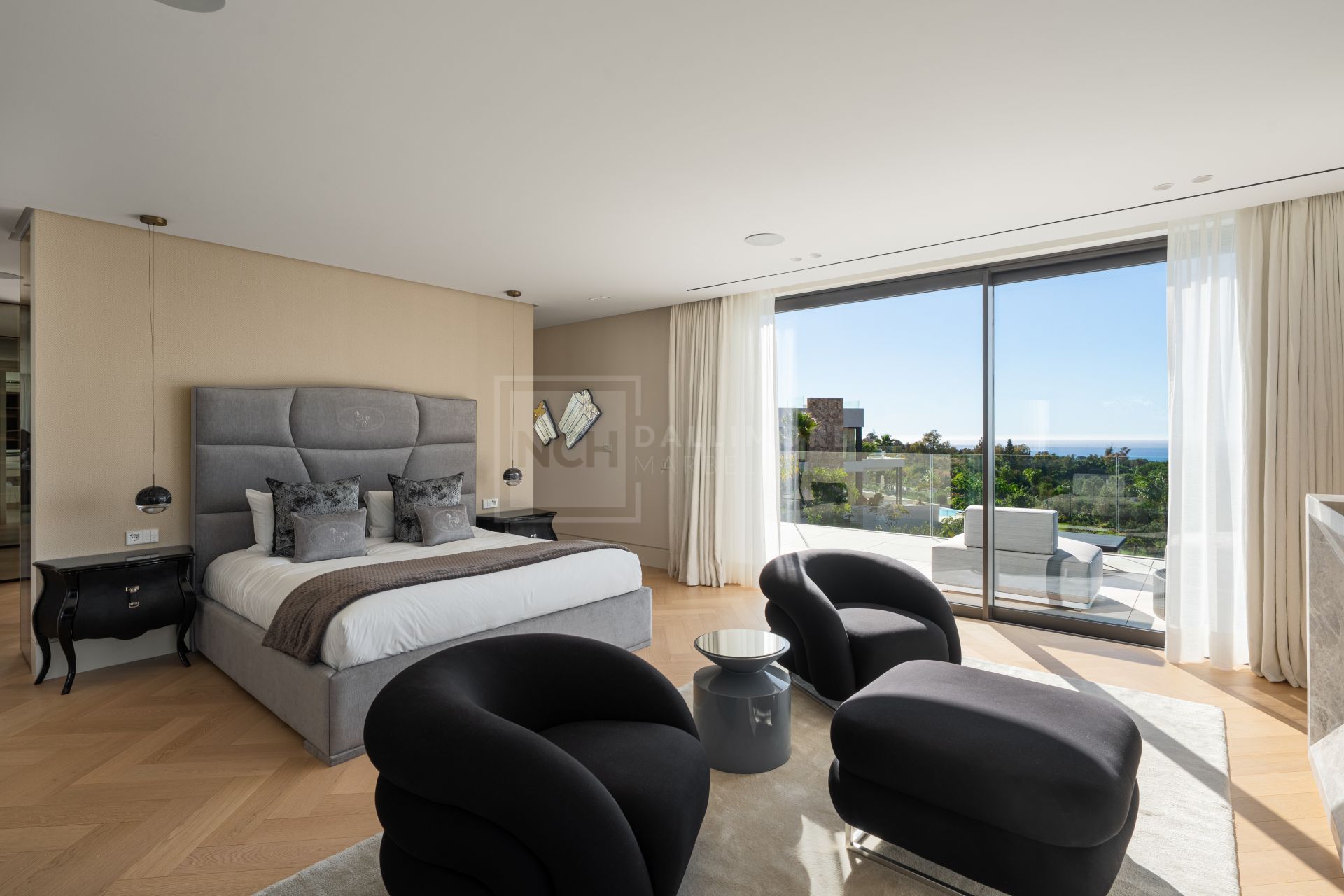 Stunning 5 Bedroom Designer Villa With Indoor Spa And Outdoor Living