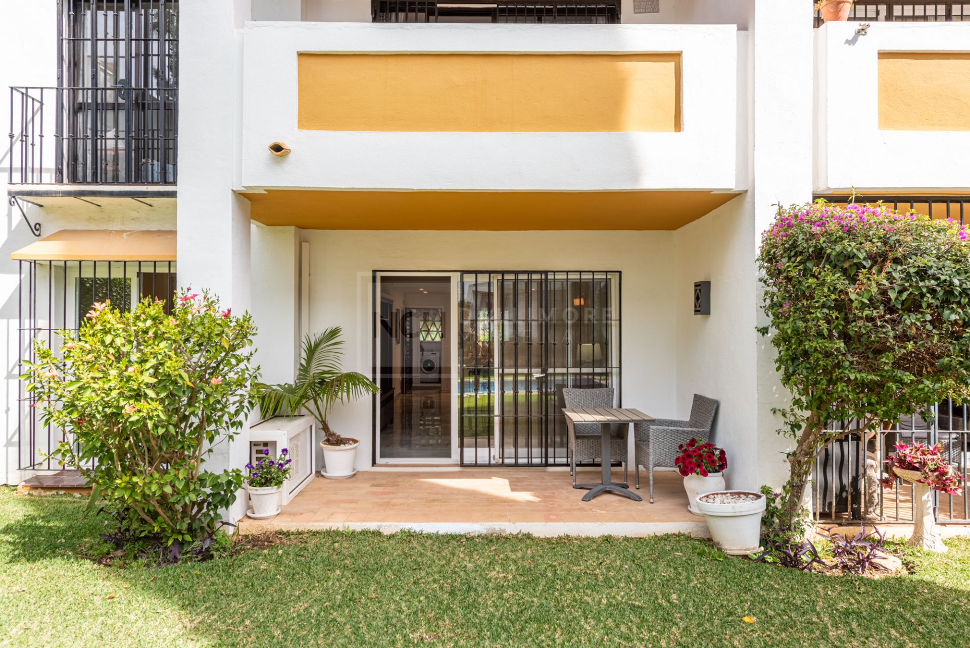 Increíble oportunidad: Apartamento de 2 dormitorios en Calahonda