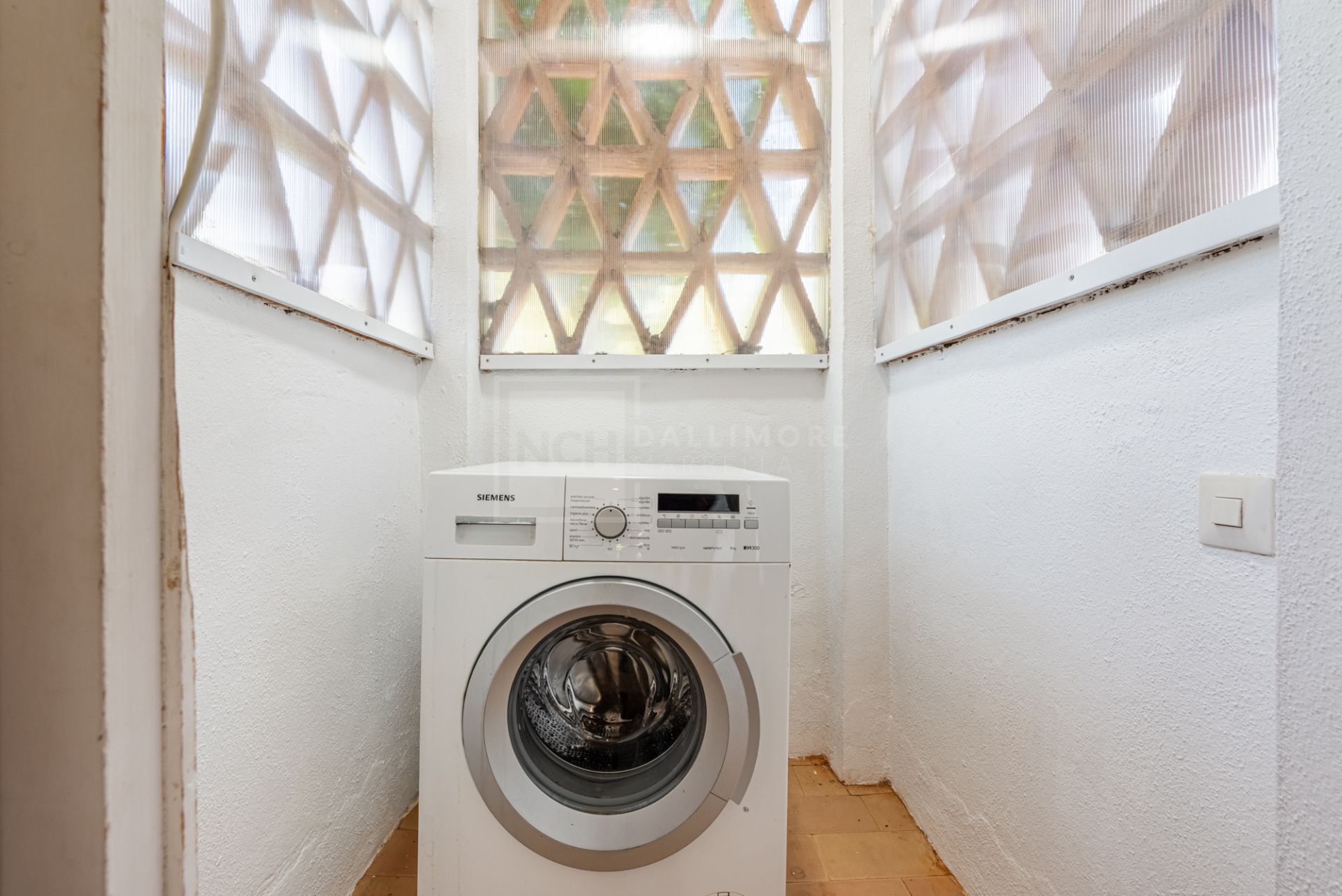 Increíble oportunidad: Apartamento de 2 dormitorios en Calahonda