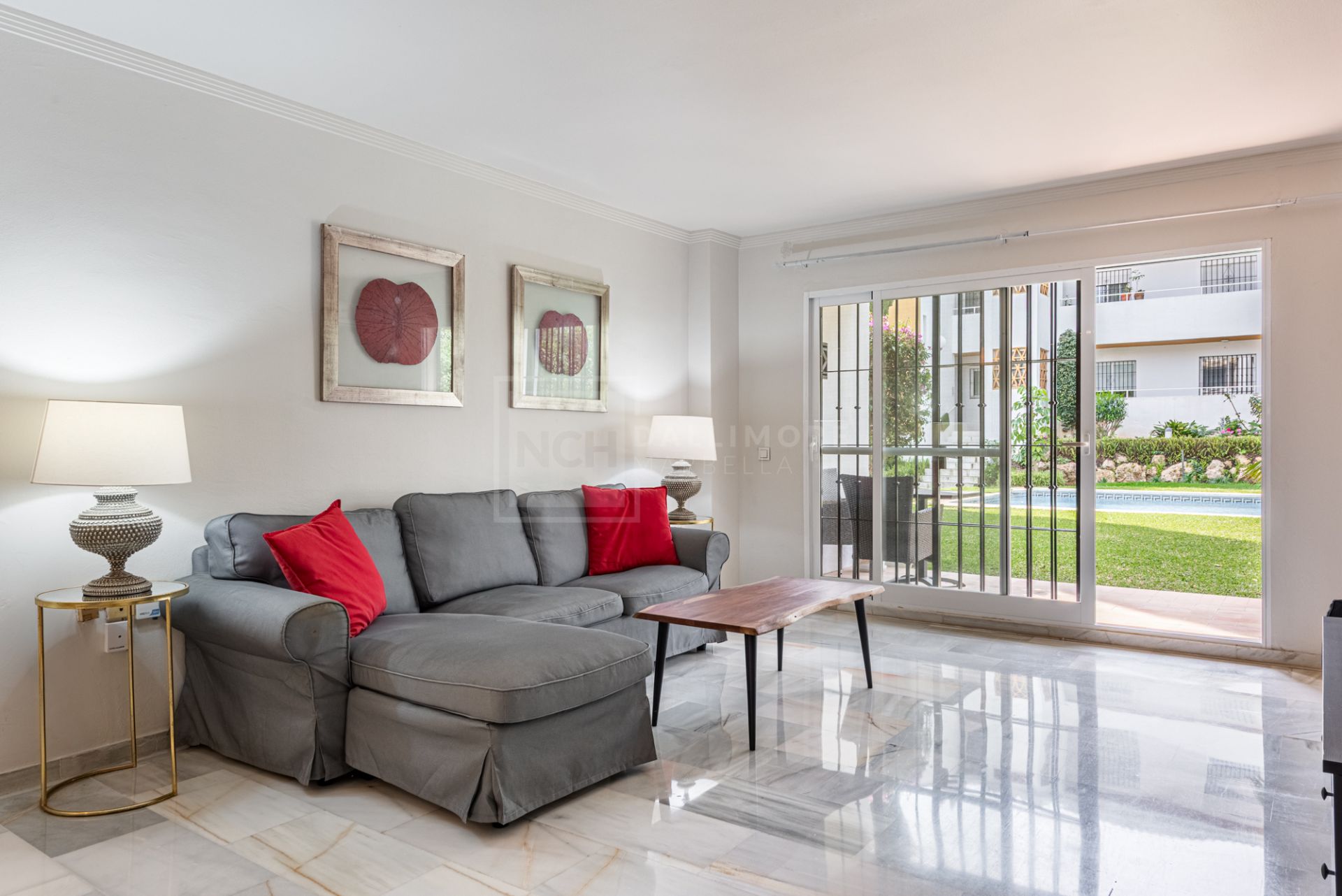 Increíble oportunidad: Apartamento de 2 dormitorios en Calahonda