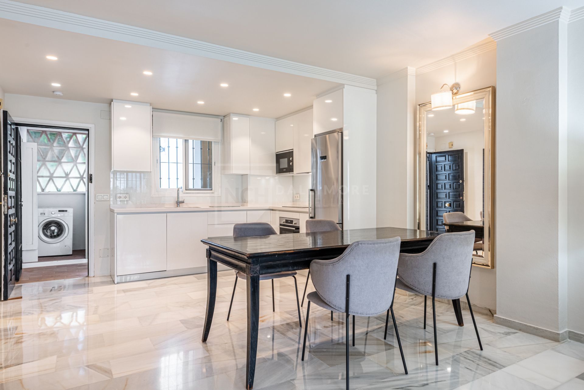 Increíble oportunidad: Apartamento de 2 dormitorios en Calahonda
