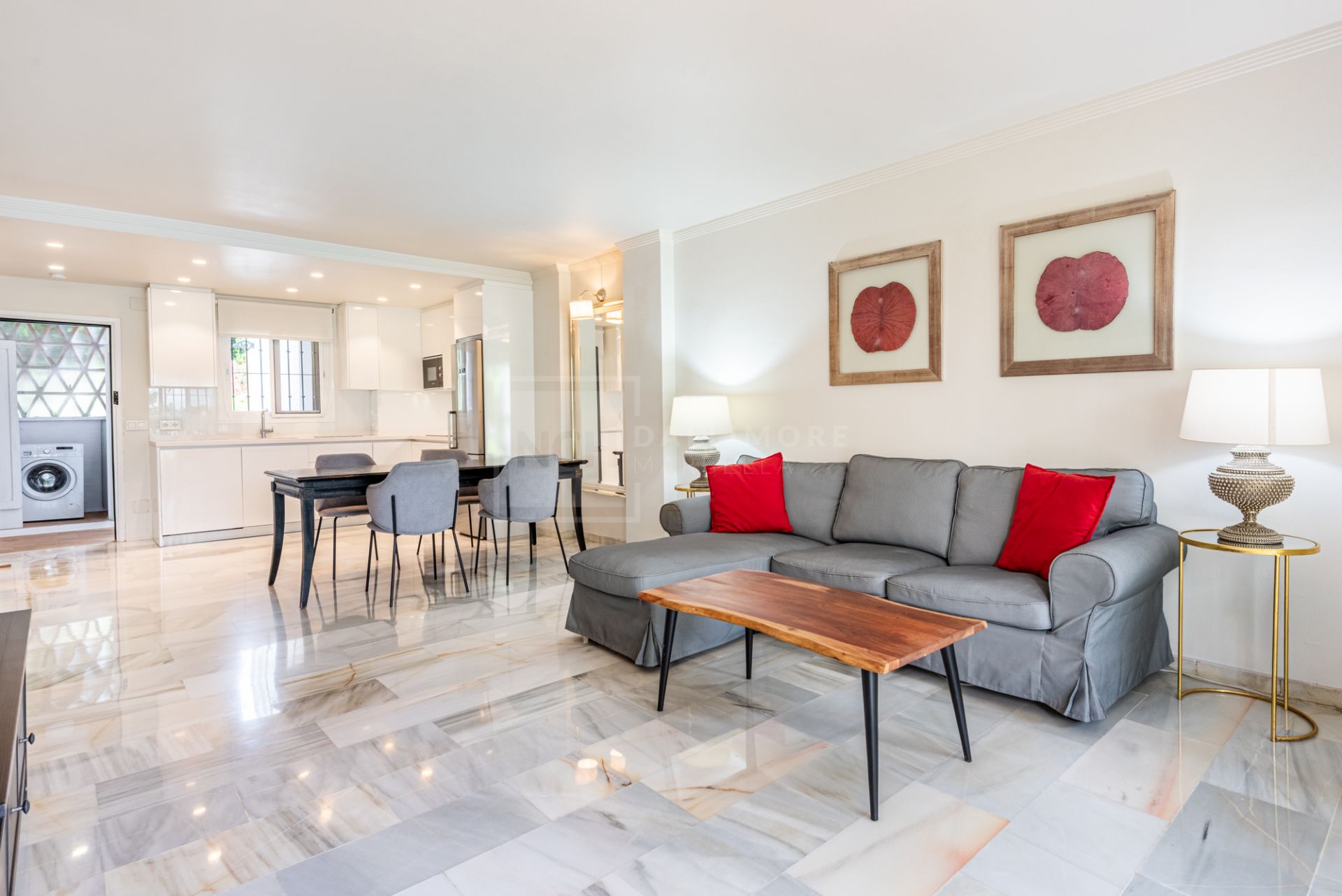 Increíble oportunidad: Apartamento de 2 dormitorios en Calahonda