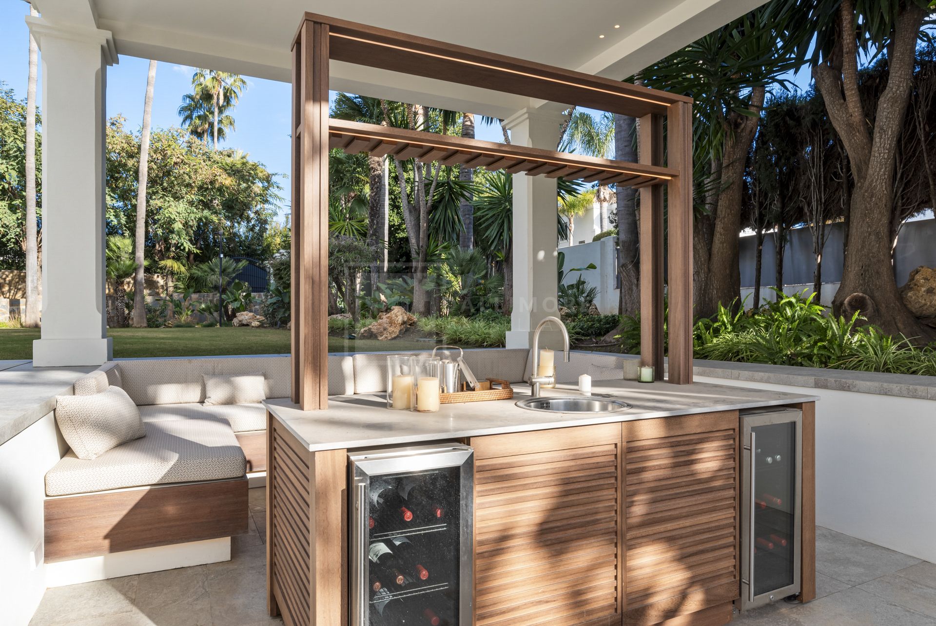Elegant Contemporary Villa With Poolside Lounge And Premium Interiors