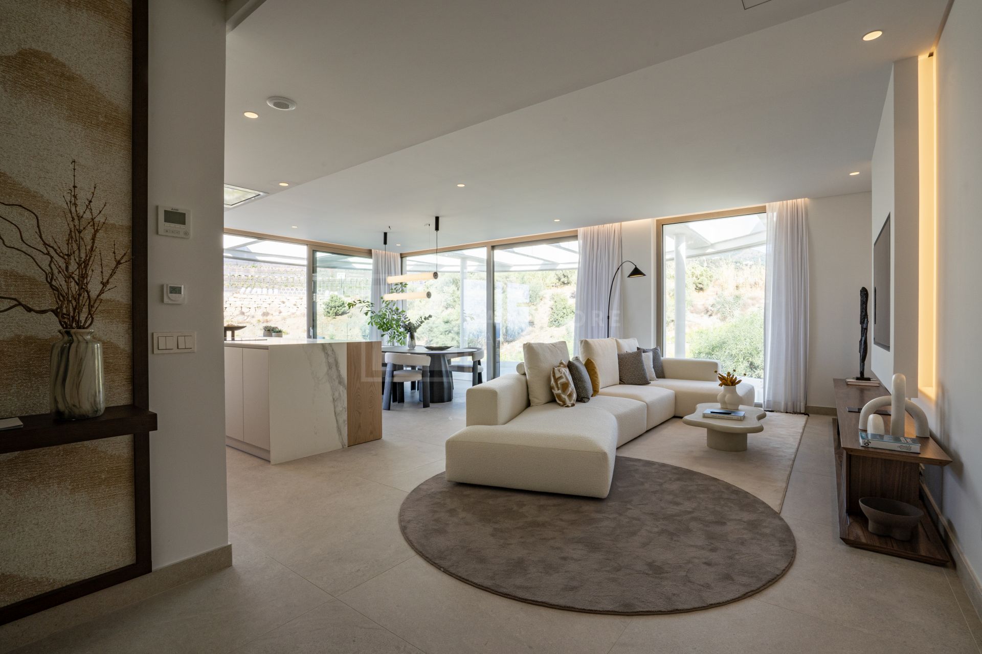 Modern 4-bedroom Penthouse in La Quinta