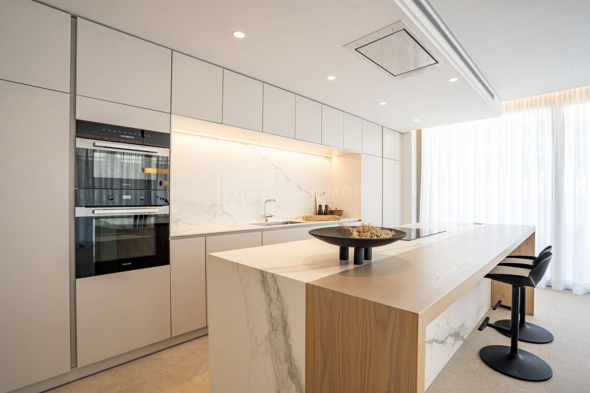 Modern 4-bedroom Penthouse in La Quinta