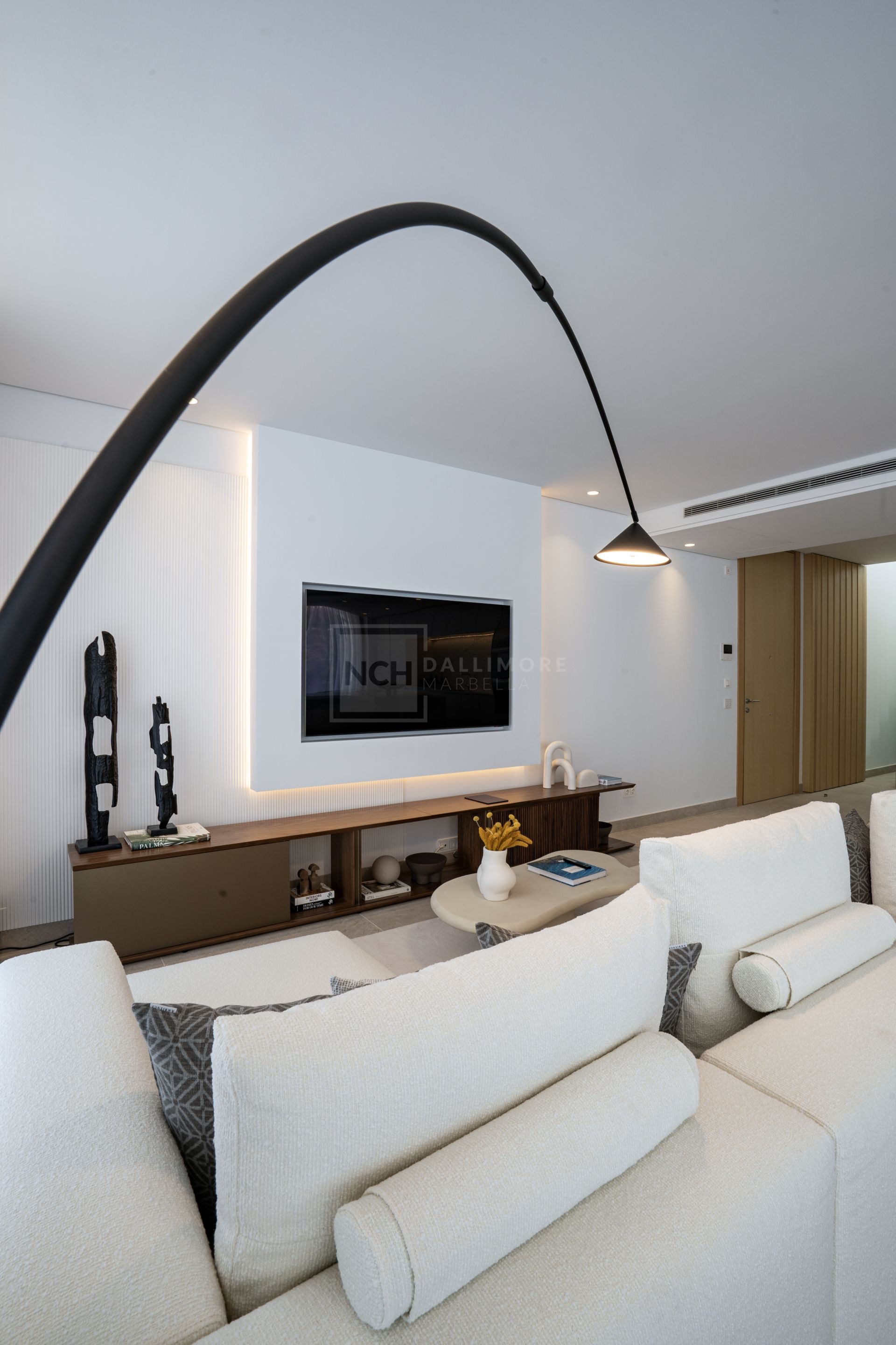 Modern 4-bedroom Penthouse in La Quinta
