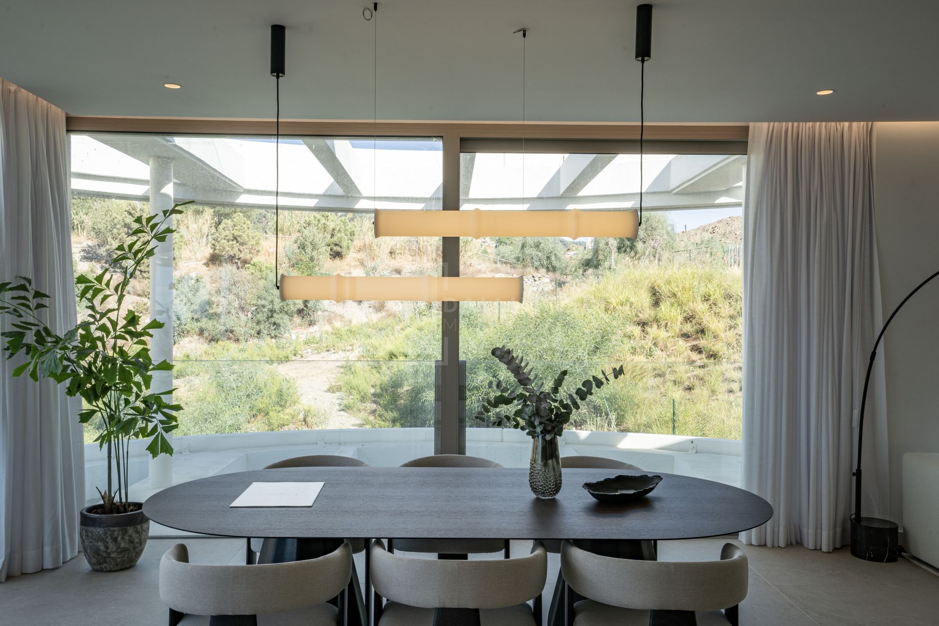 Modern 4-bedroom Penthouse in La Quinta