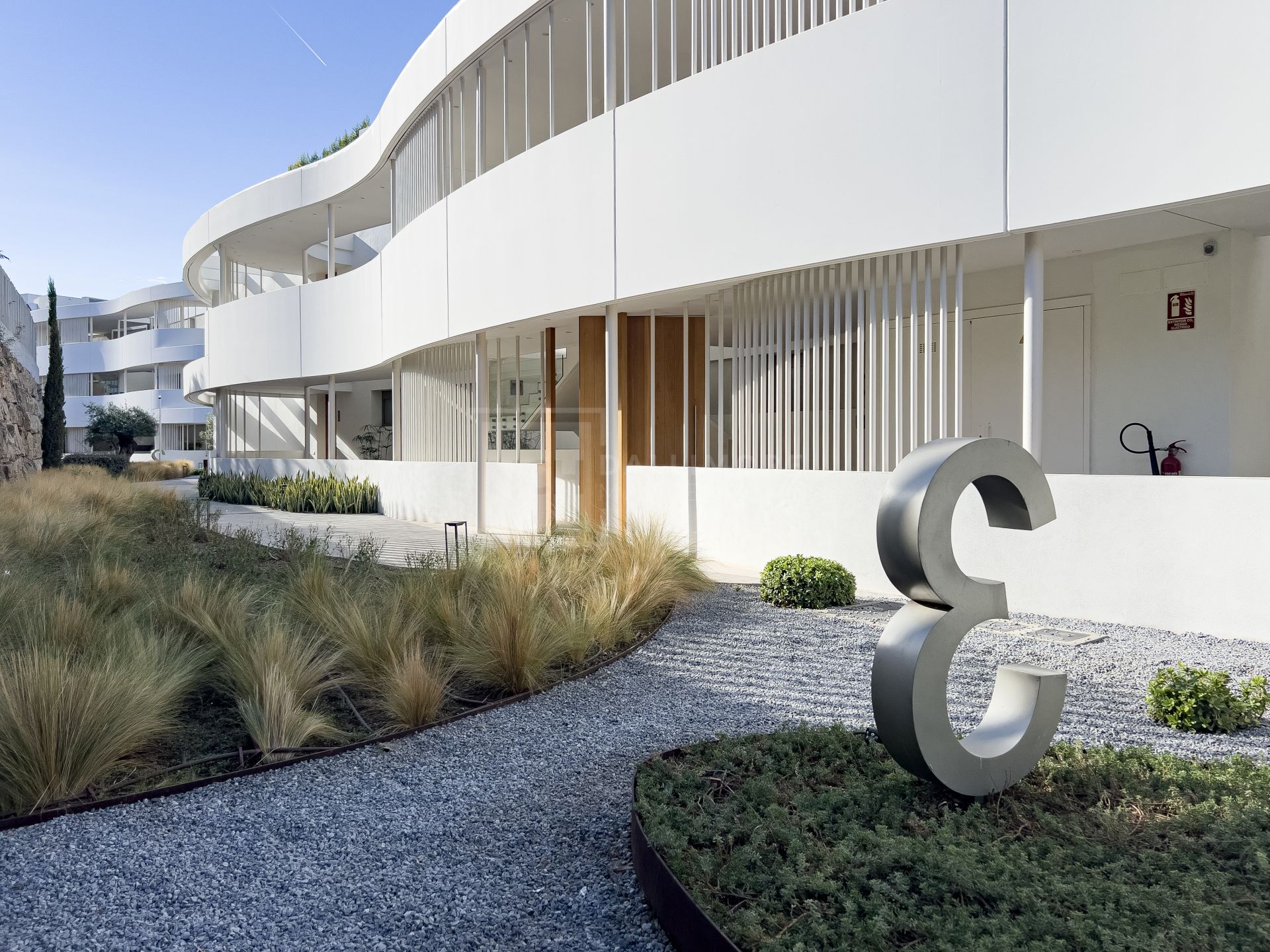 Modern 4-bedroom Penthouse in La Quinta