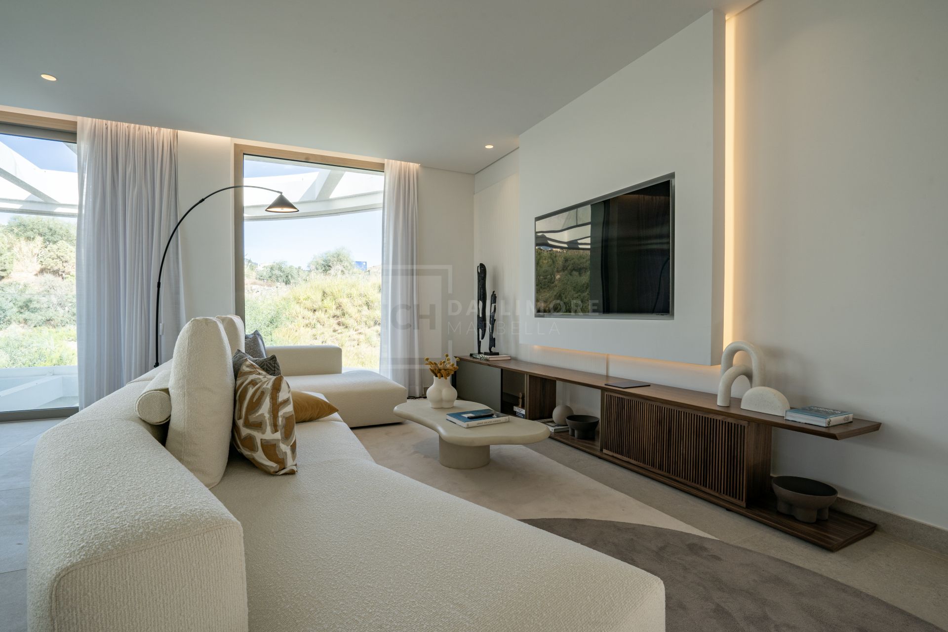 Modern 4-bedroom Penthouse in La Quinta