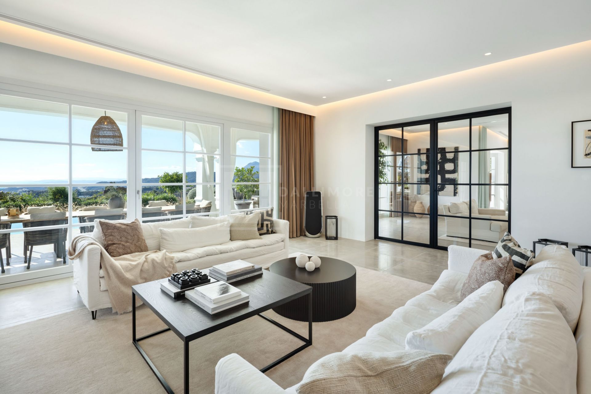 Impresionante villa de lujo con vistas ininterrumpidas al mar