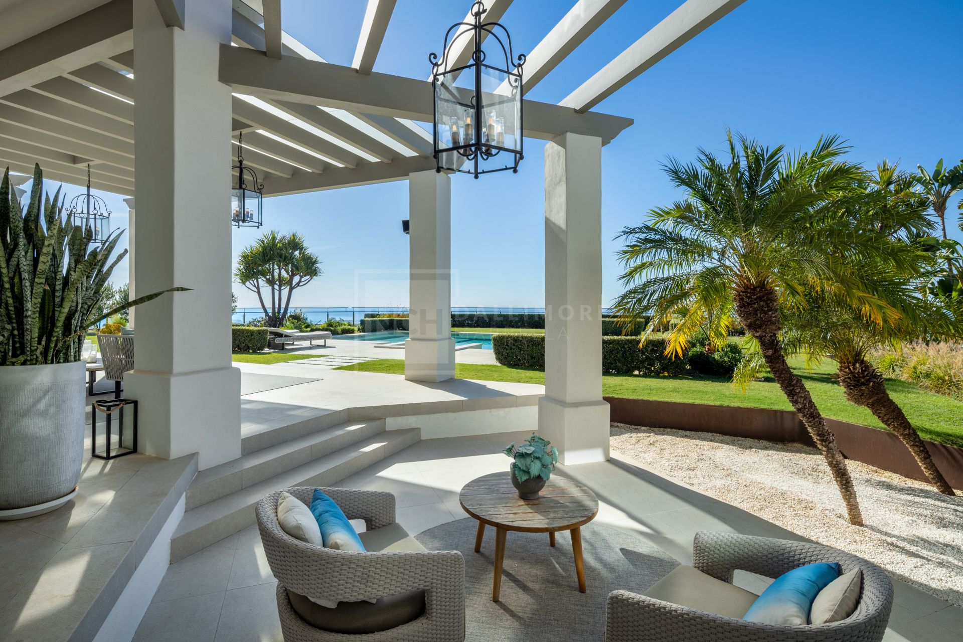 Fully Refurbished Villa with Panoramic Sea Views