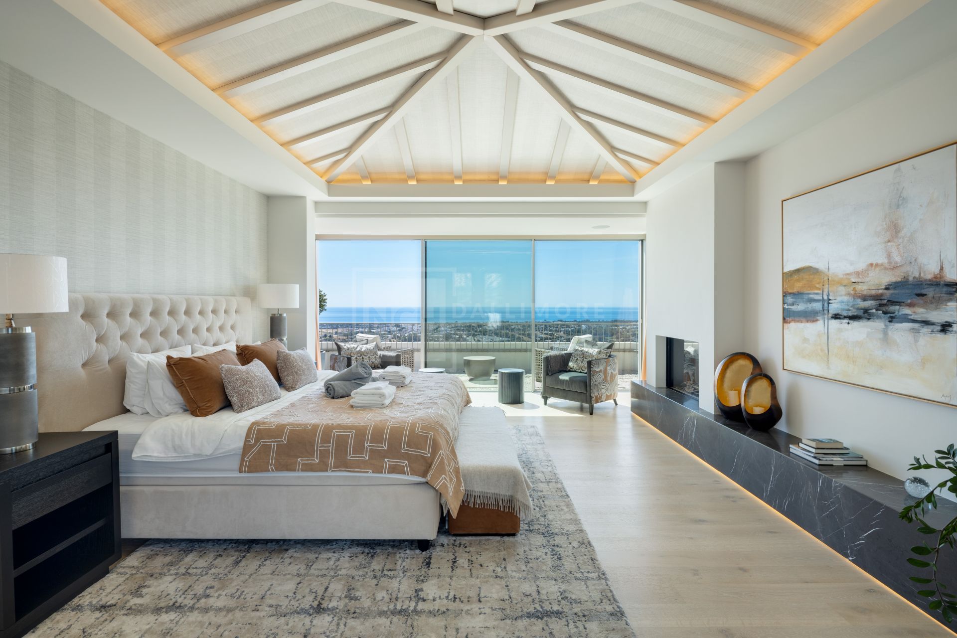 Fully Refurbished Villa with Panoramic Sea Views