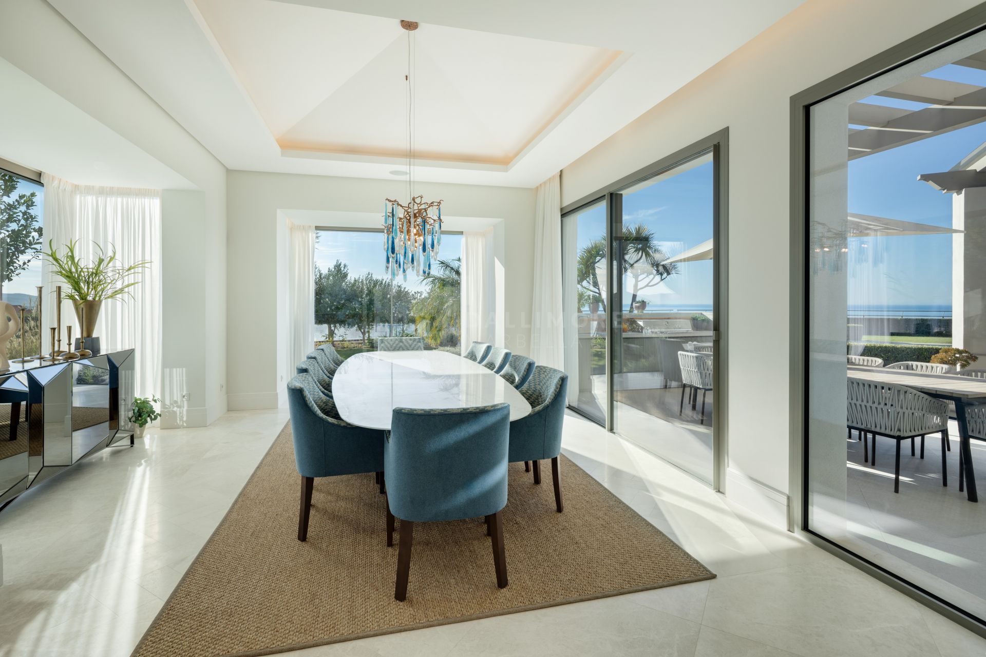 Fully Refurbished Villa with Panoramic Sea Views