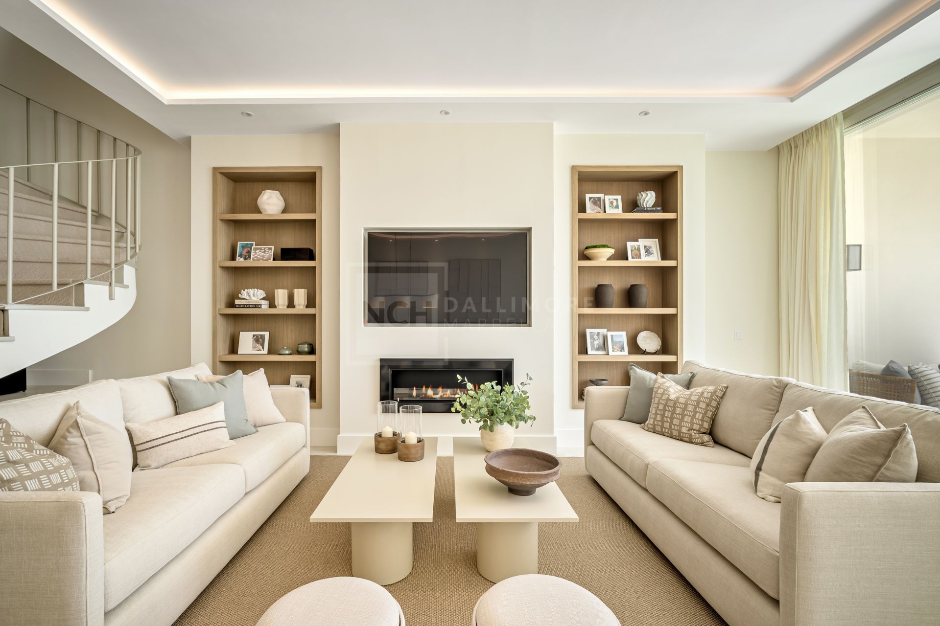 Hermosa vivienda renovada de 4 dormitorios con terrazas y jardín privado