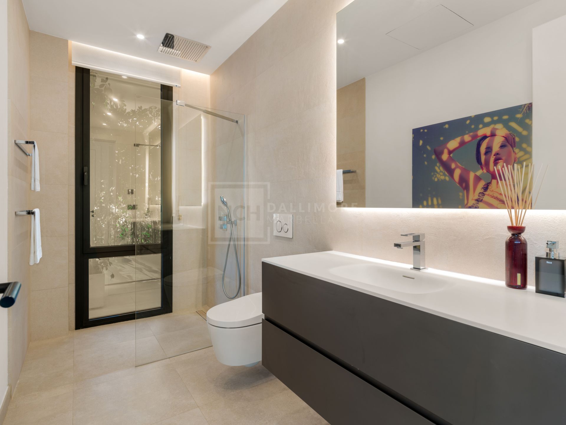 Stunning Modern Villa with 4 Bedrooms and Sea Views near Marbella Golden Mile
