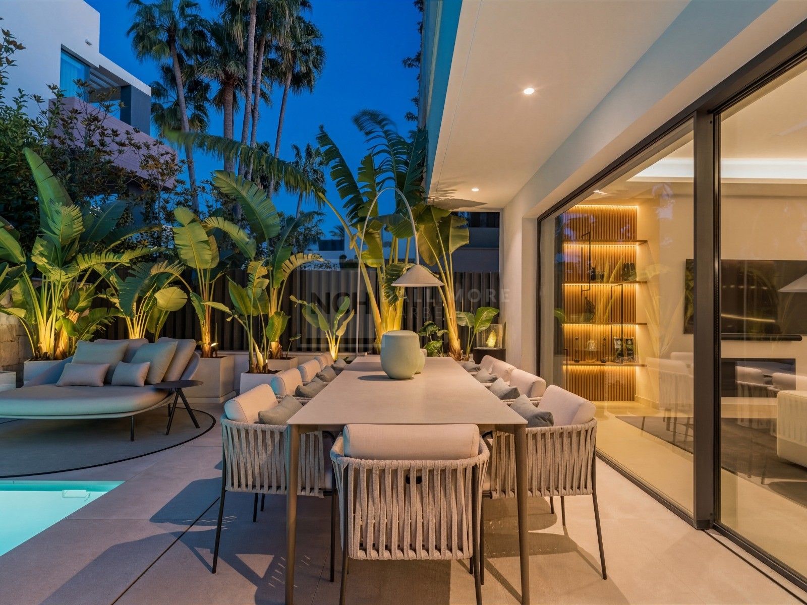 Stunning Modern Villa with 4 Bedrooms and Sea Views near Marbella Golden Mile