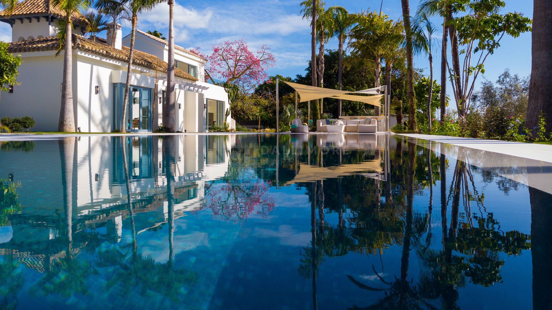 Frontline Golf Villa With Guest House and Stunning Outdoor Living