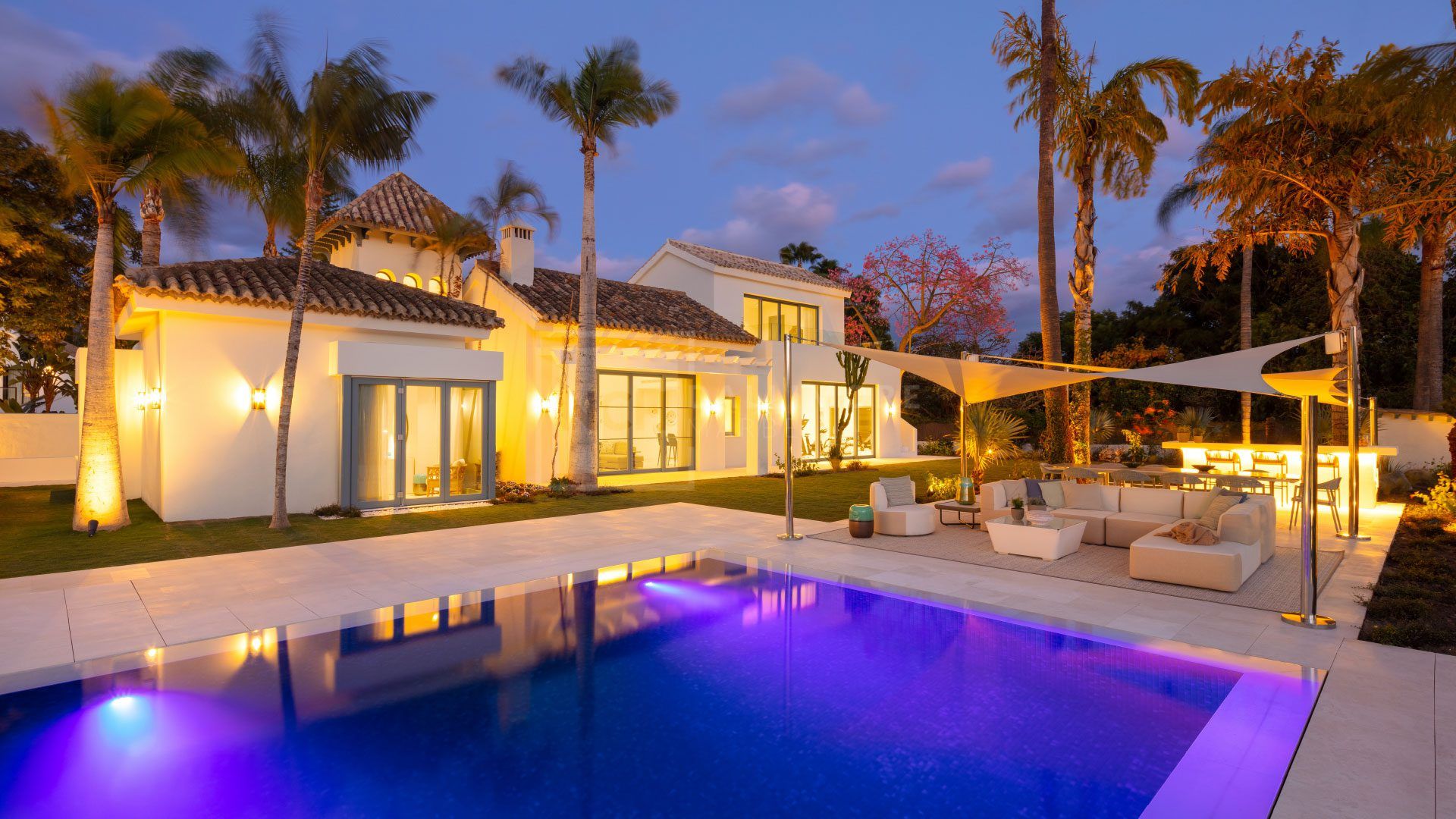 Frontline Golf Villa With Guest House and Stunning Outdoor Living