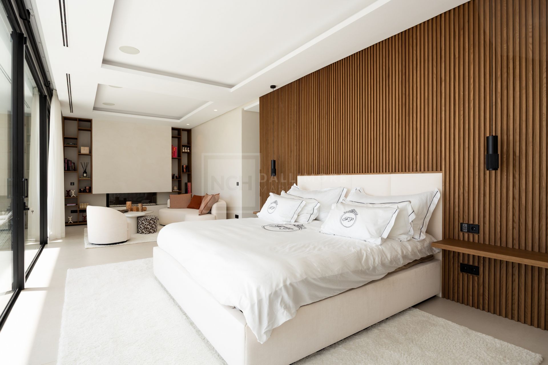 Excepcional casa contemporánea de 6 dormitorios con spa y piscina infinita