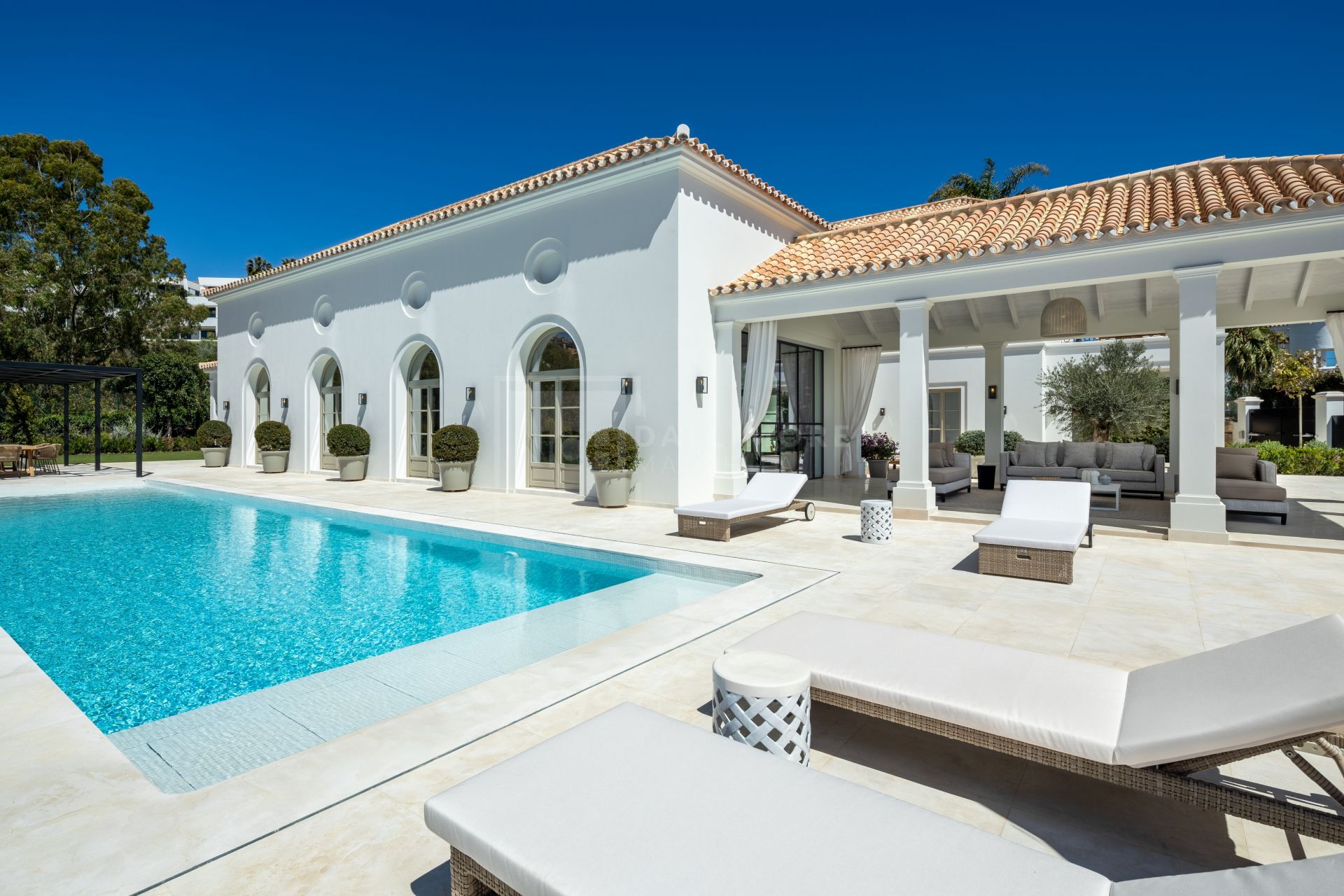 Six Bedroom Luxury Villa in Marbella’s Prestigious Golf Valley Enclave