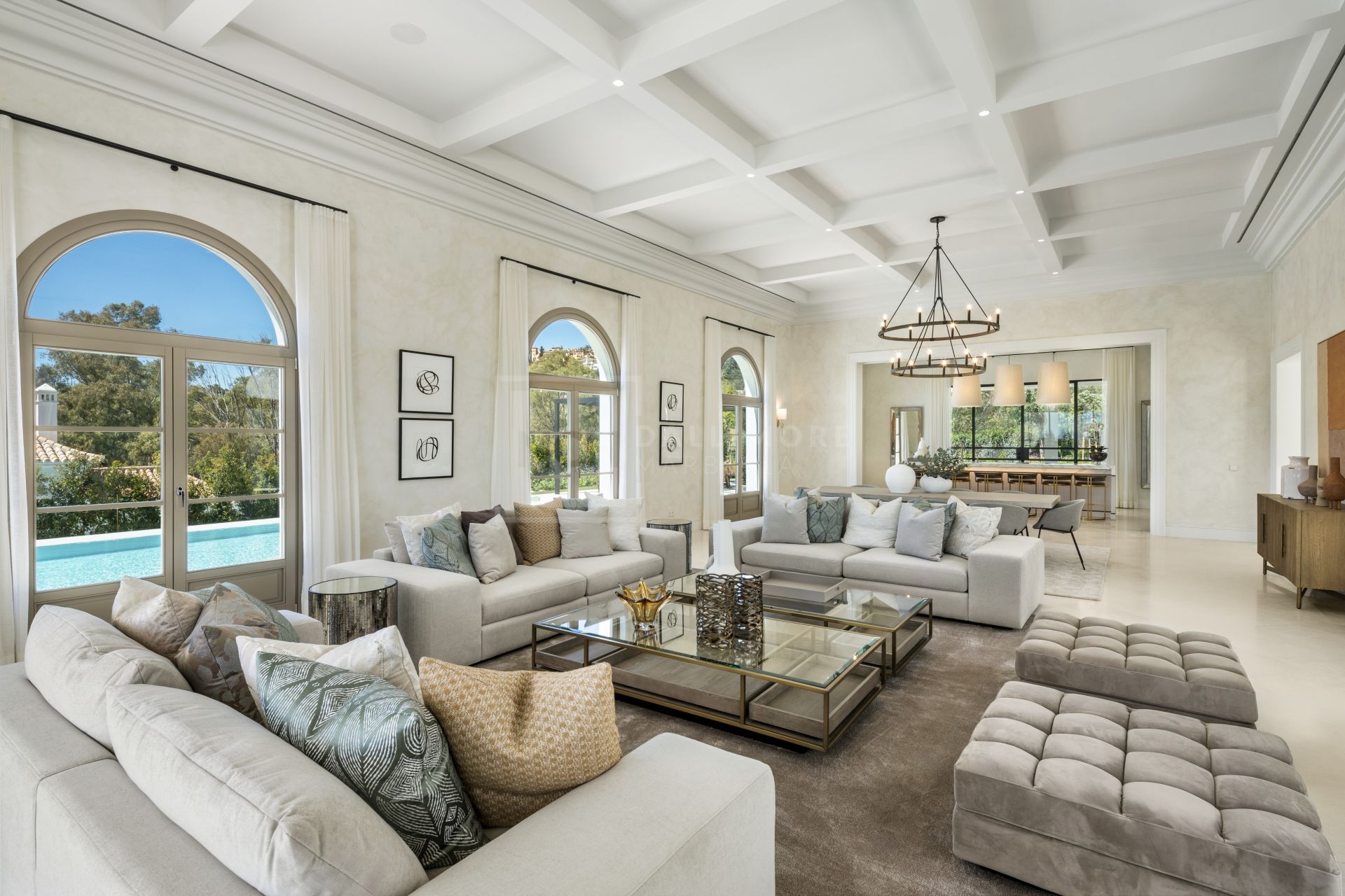 Six Bedroom Luxury Villa in Marbella’s Prestigious Golf Valley Enclave