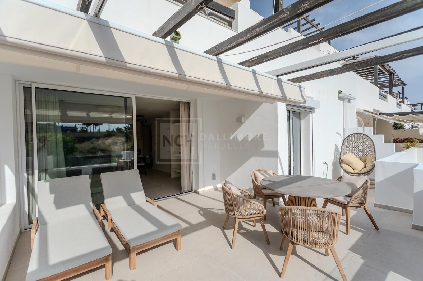 Elegante vivienda totalmente renovada en 2025 con acabados de alta gama y amplias terrazas