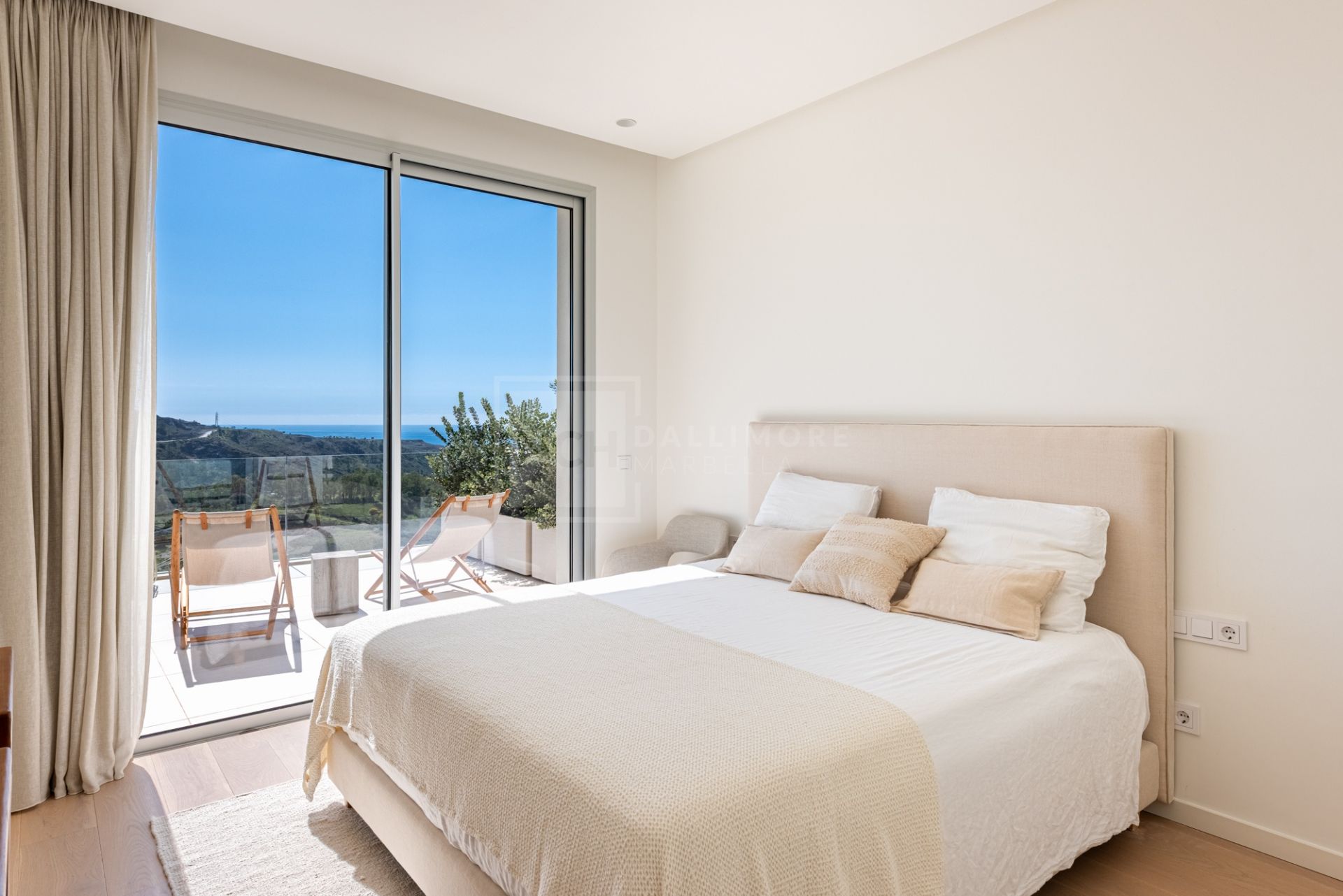 Charming Penthouse Located in Marbella Club Hills, Benahavis