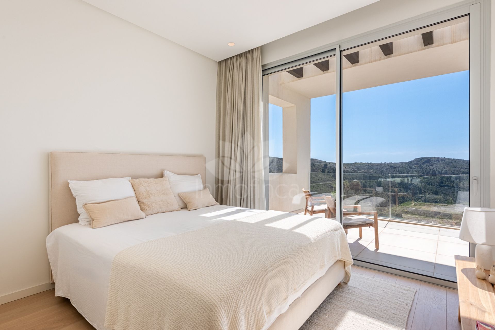 Ático en Marbella Club Hills, Benahavis