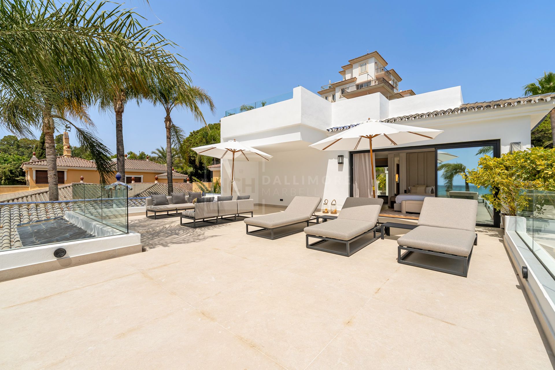 Beachfront Six Bedroom Villa With Panoramic Sea Views in Marbella