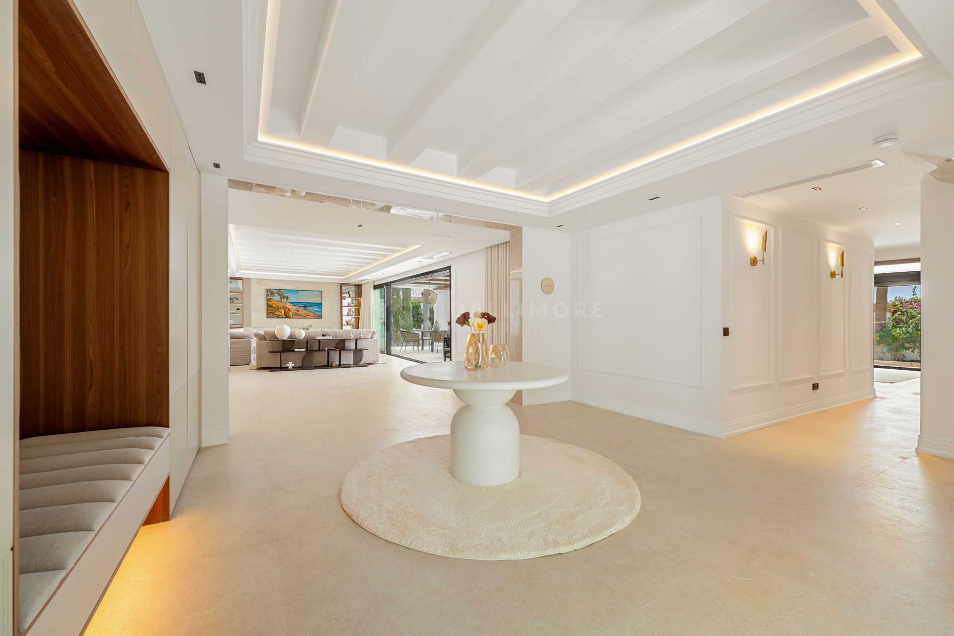Beachfront Six Bedroom Villa With Panoramic Sea Views in Marbella