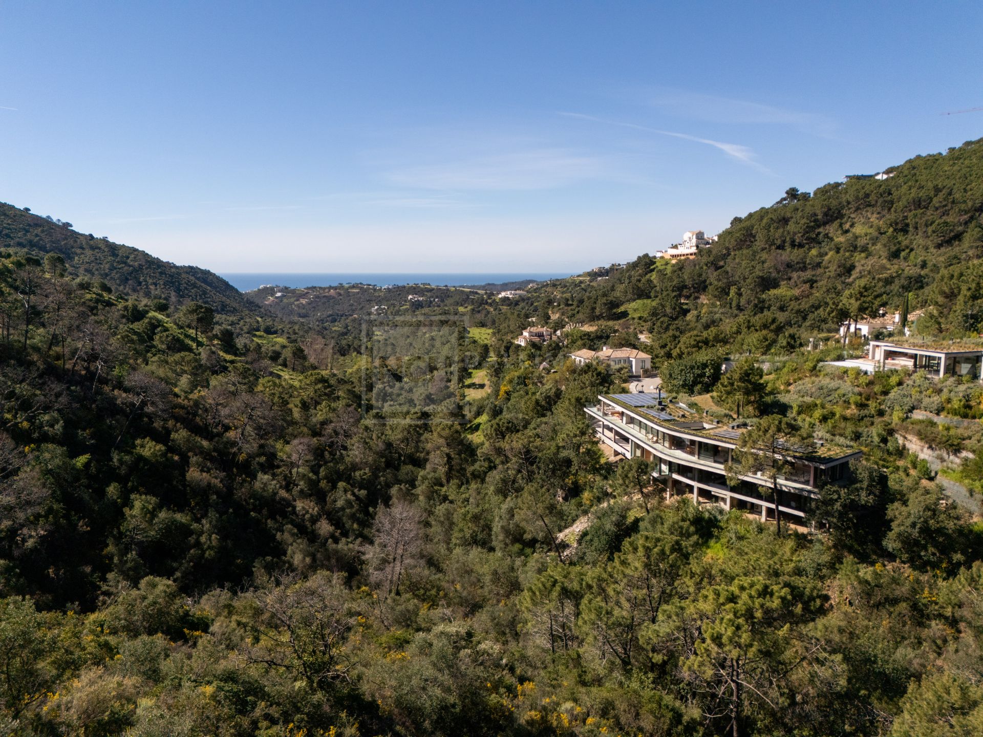 Villa de diseño con 5 dormitorios, spa, gimnasio y vistas panorámicas