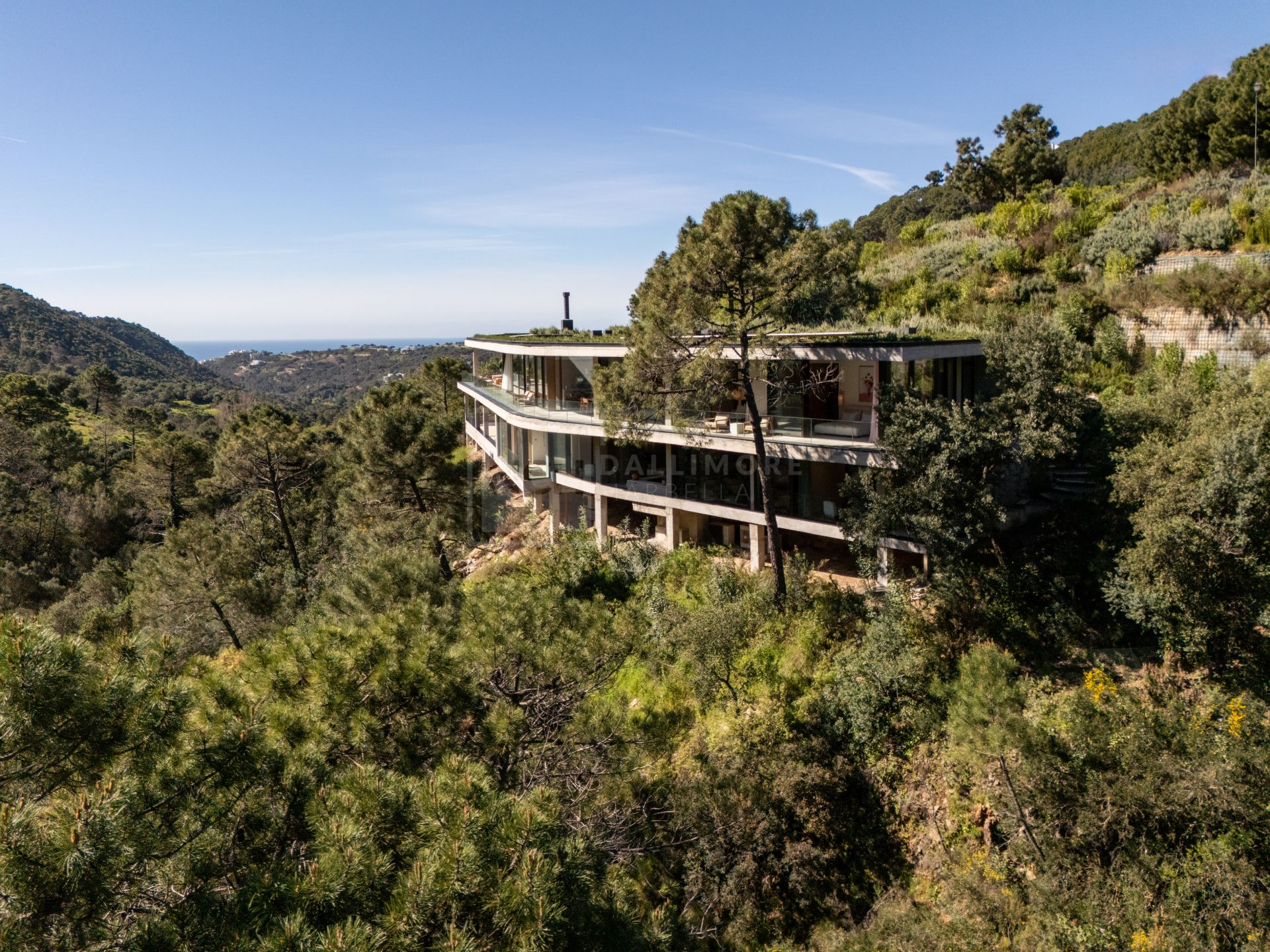 Villa de diseño con 5 dormitorios, spa, gimnasio y vistas panorámicas