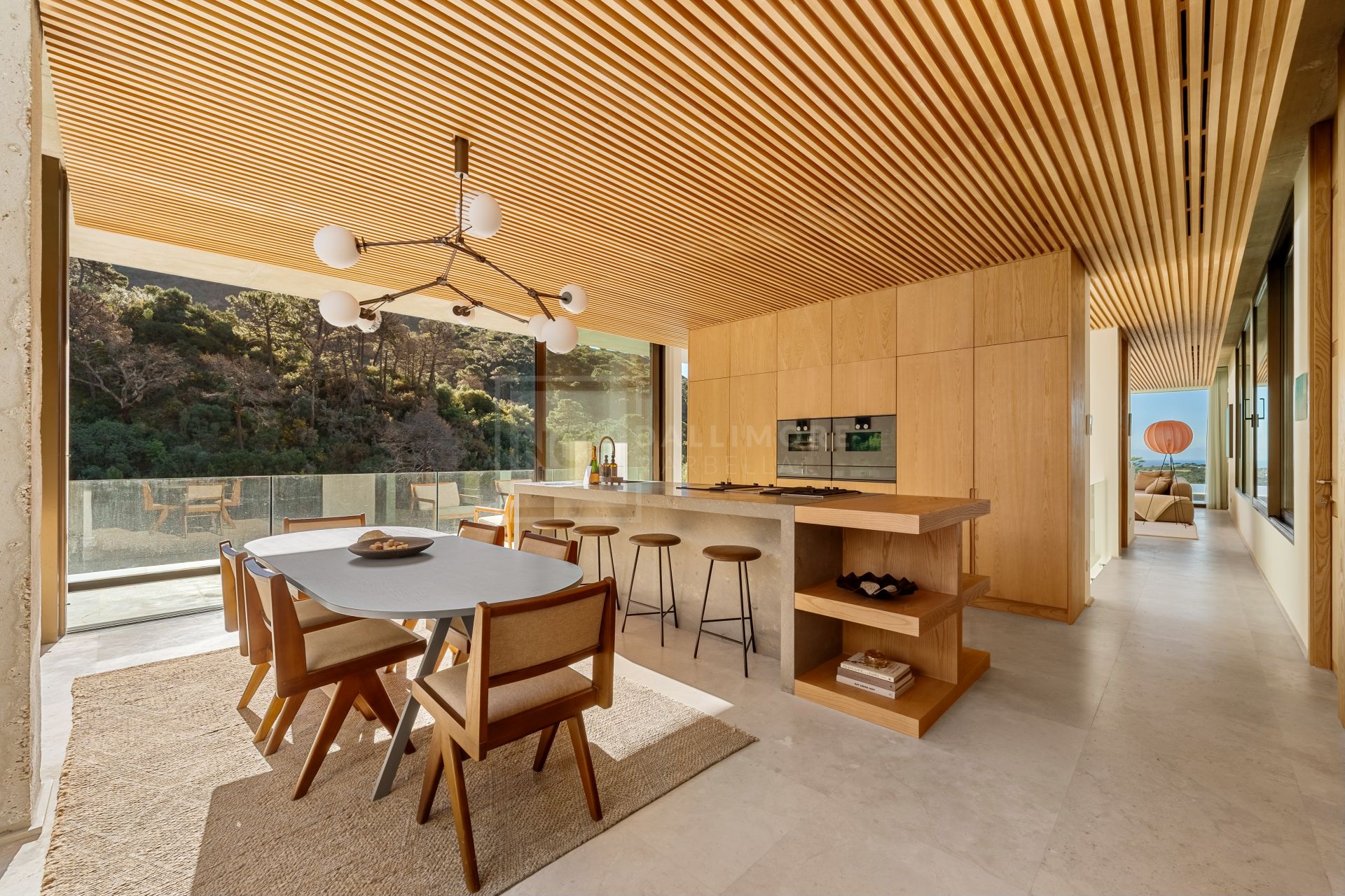 Villa de diseño con 5 dormitorios, spa, gimnasio y vistas panorámicas