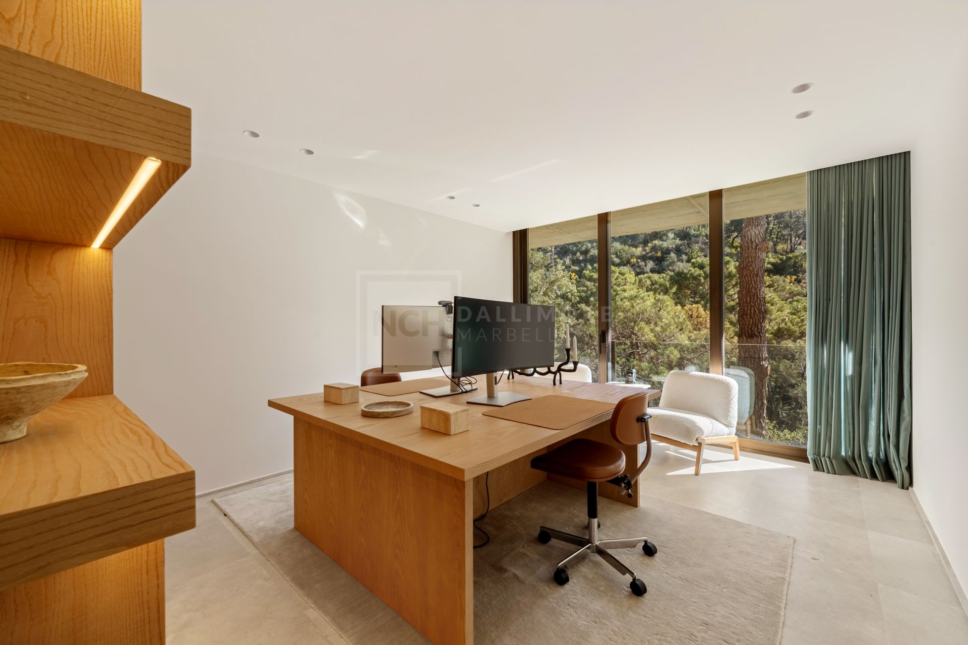 Villa de diseño con 5 dormitorios, spa, gimnasio y vistas panorámicas
