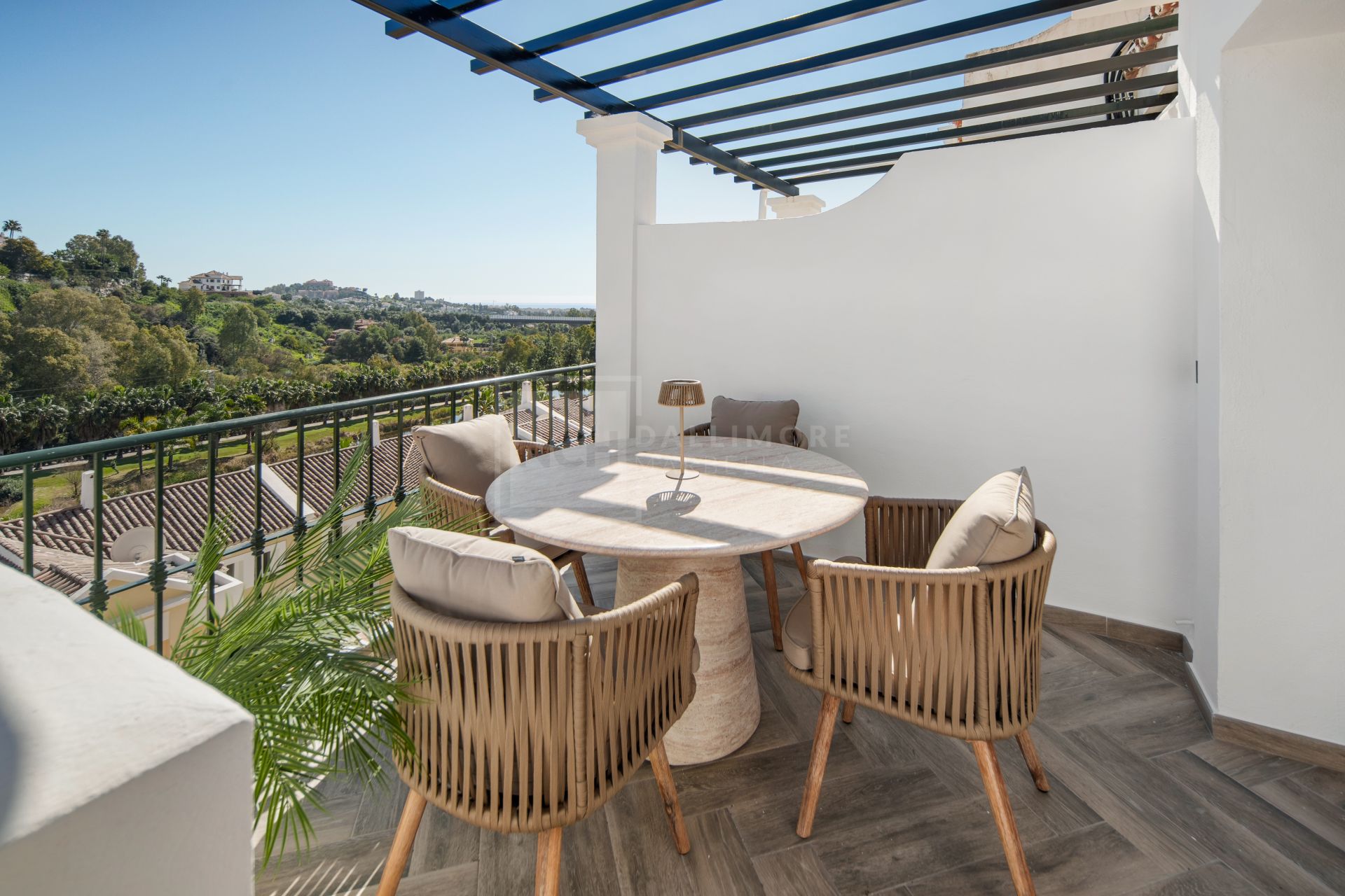 Ático de Lujo con Vistas al Mar – La Quinta